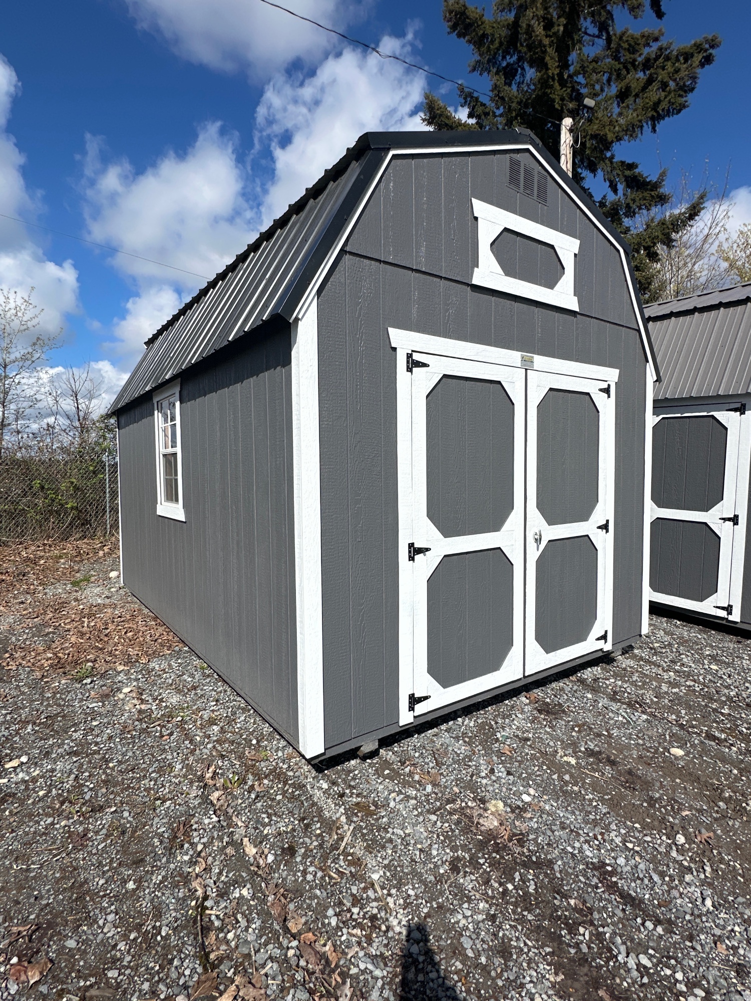 Lofted Barn - 10x16
