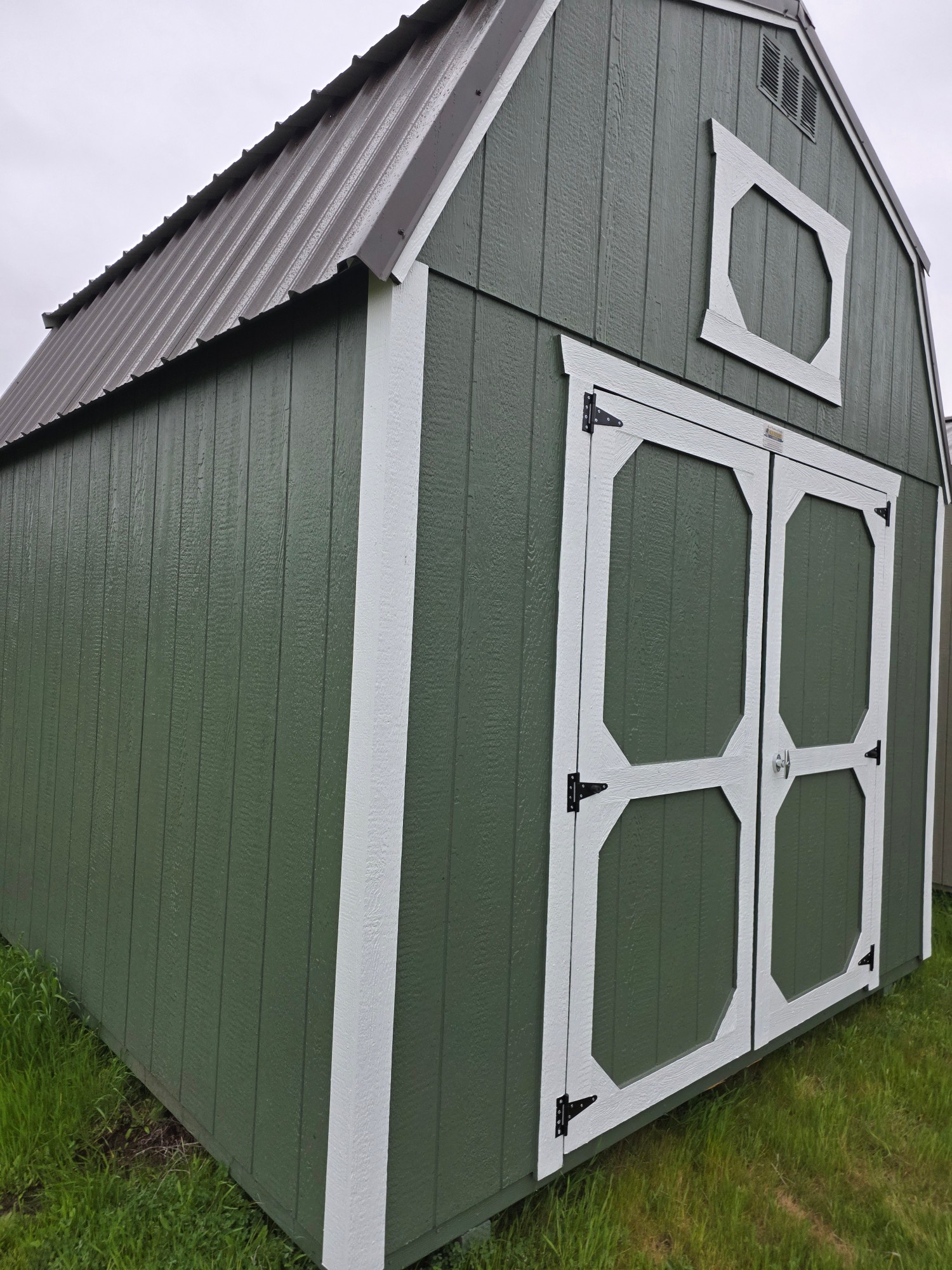 Lofted Barn - 10x12