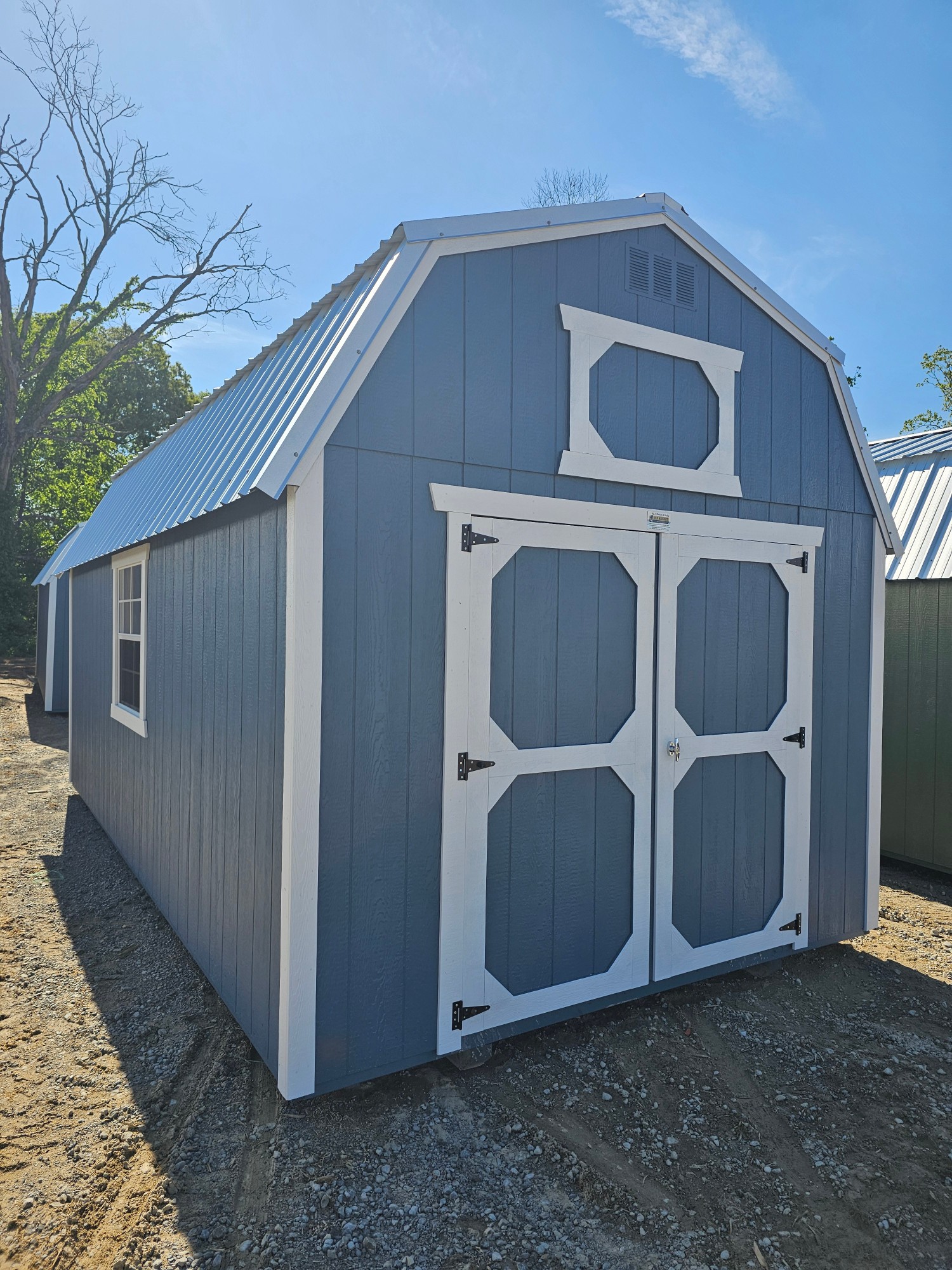 Lofted Barn - 10x20
