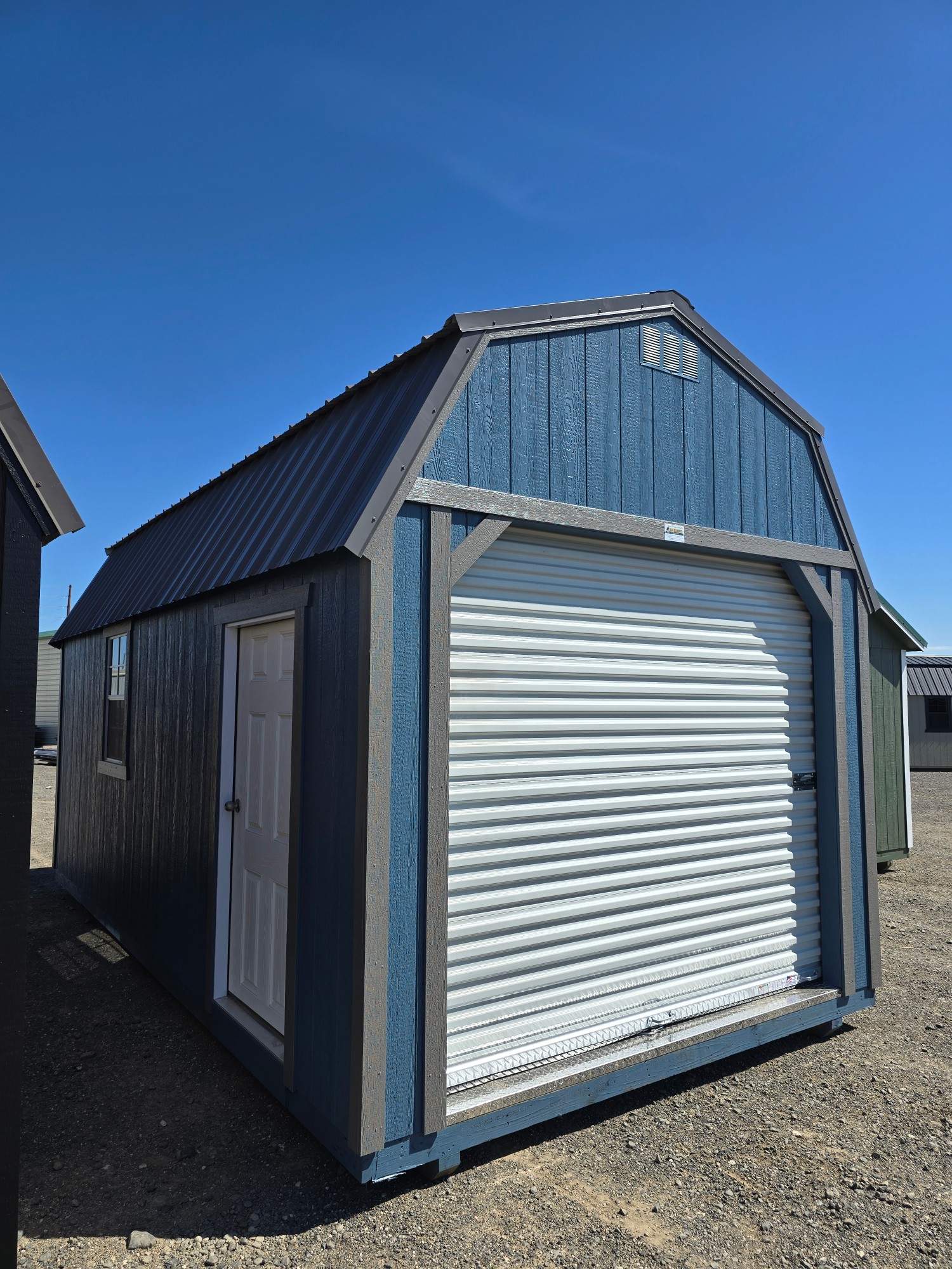 Lofted Barn 8' Garage - 10x20