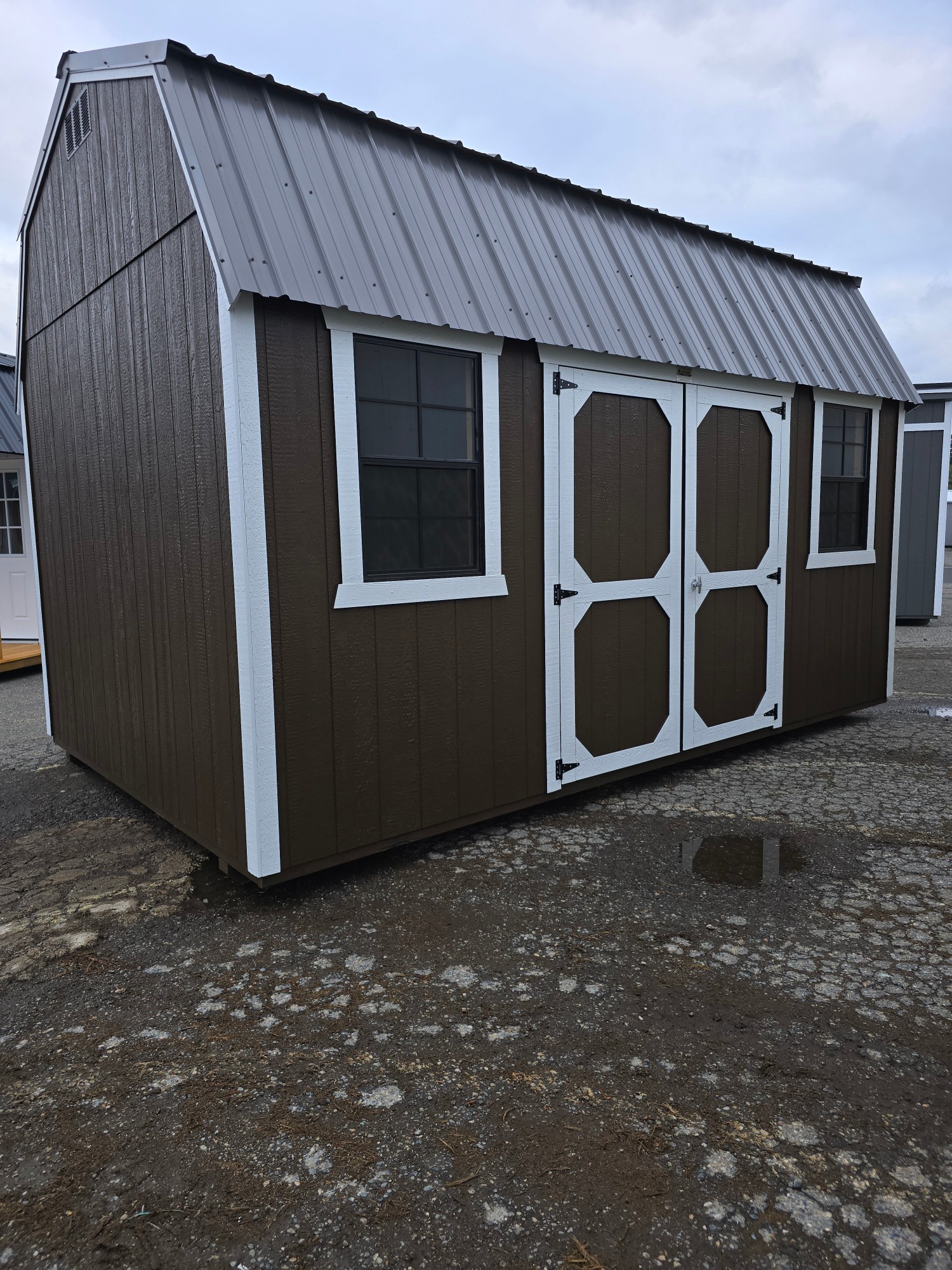 Lofted Barn - 10x16