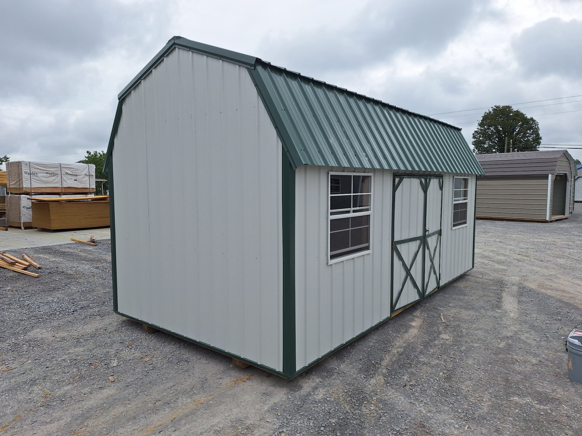 Lofted Barn - 10x20