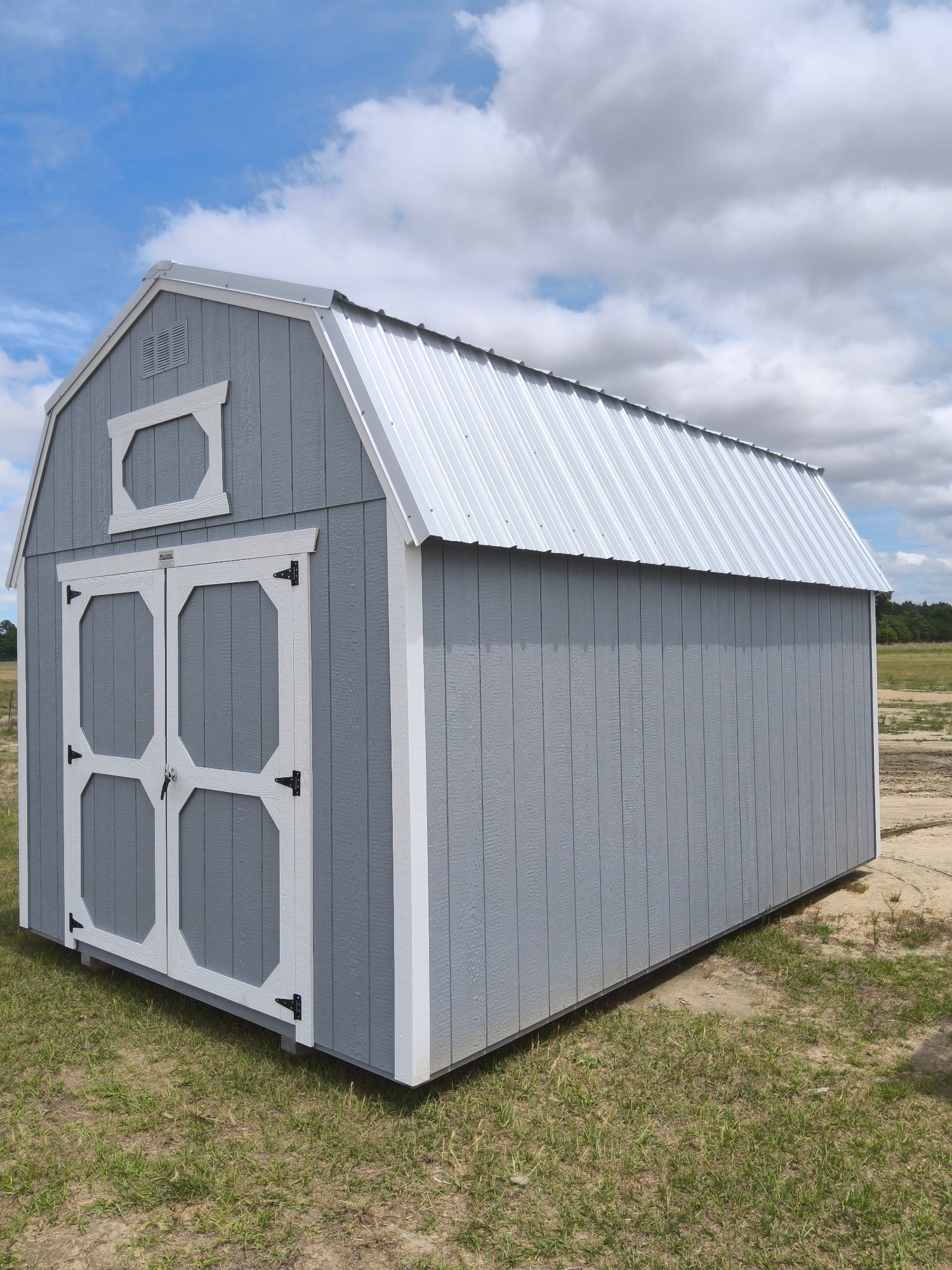 TWIN PALMS CUSTOM WOOD MOULDINGFAC. | Old Hickory Buildings