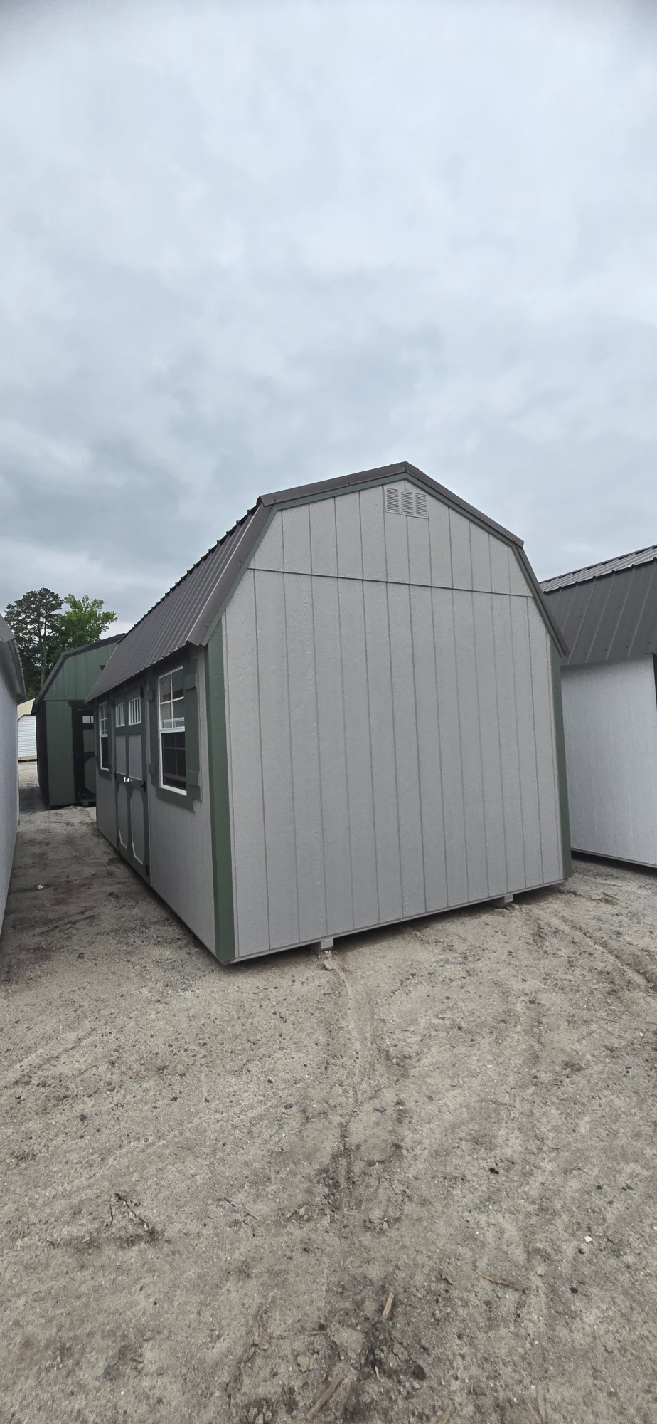 Lofted Barn - 10x20