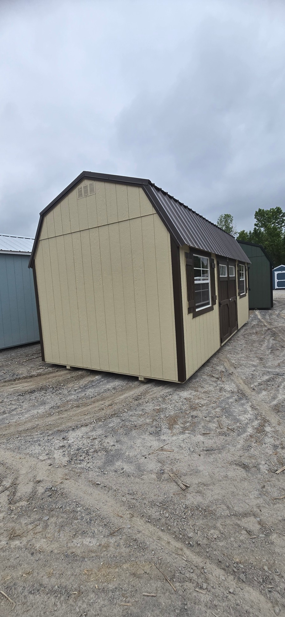 Lofted Barn - 10x20