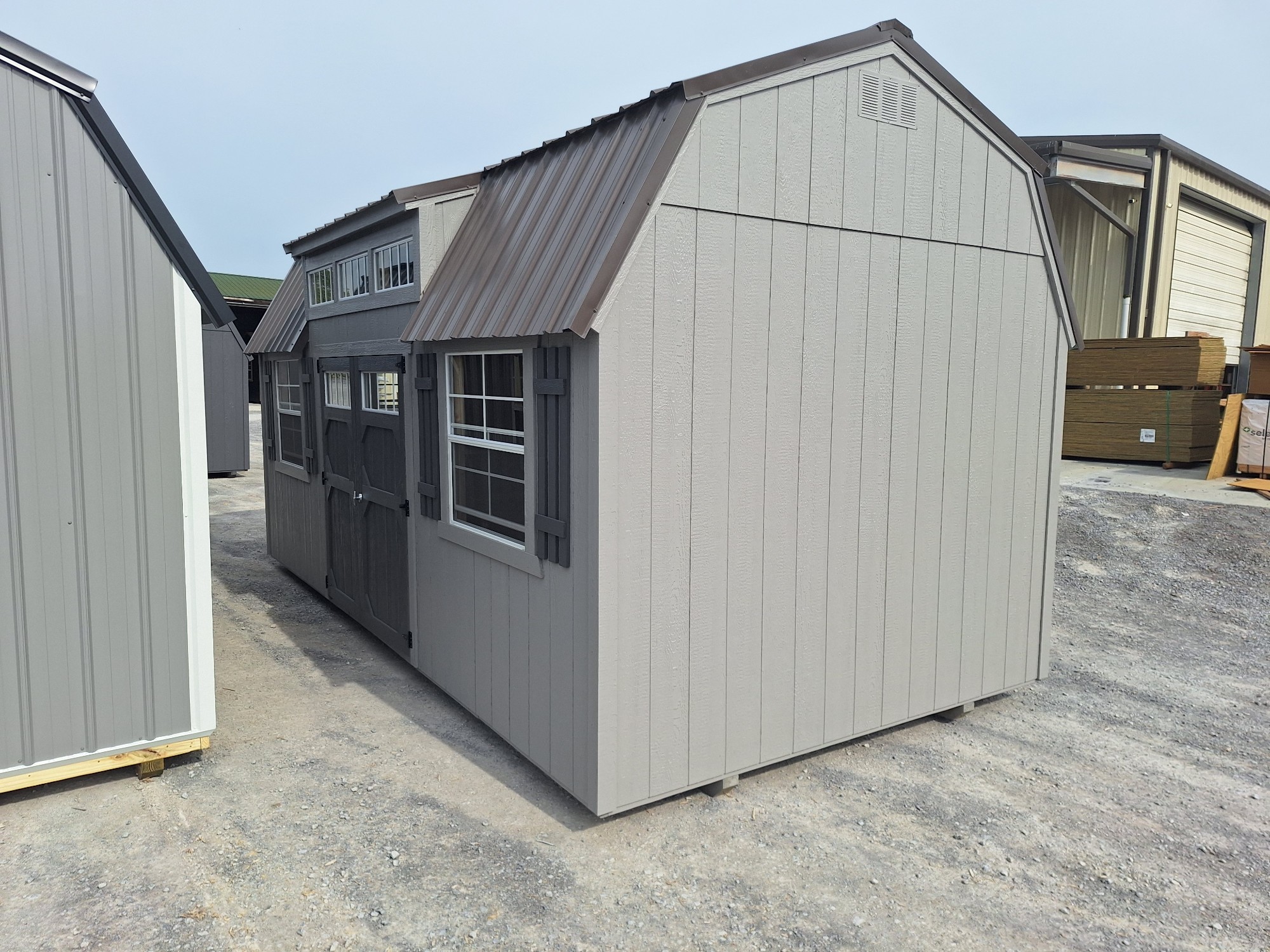 Lofted Barn - 10x20