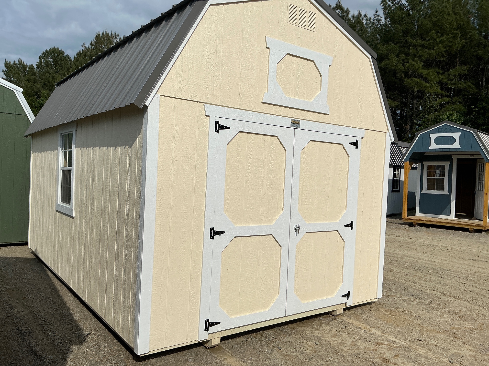 Lofted Barn - 10x16