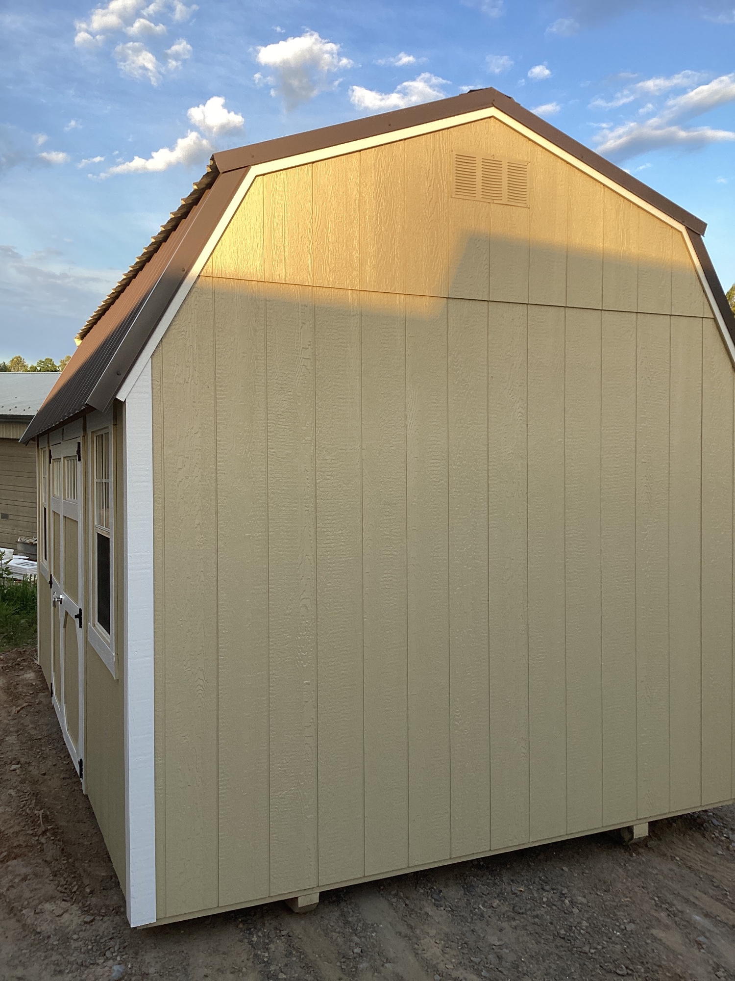 Lofted Barn - 10x16