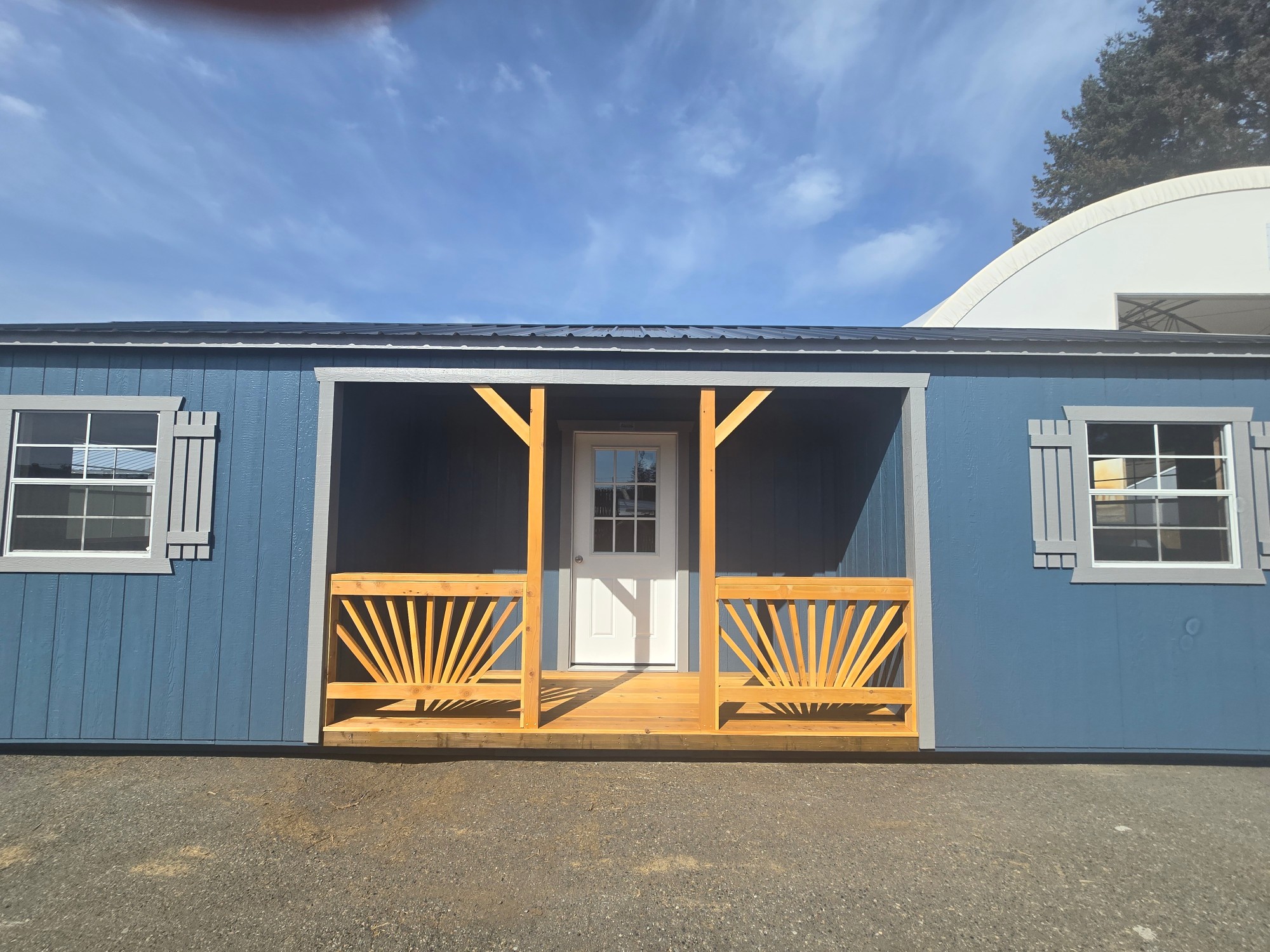 Utility Center Porch - 12x32