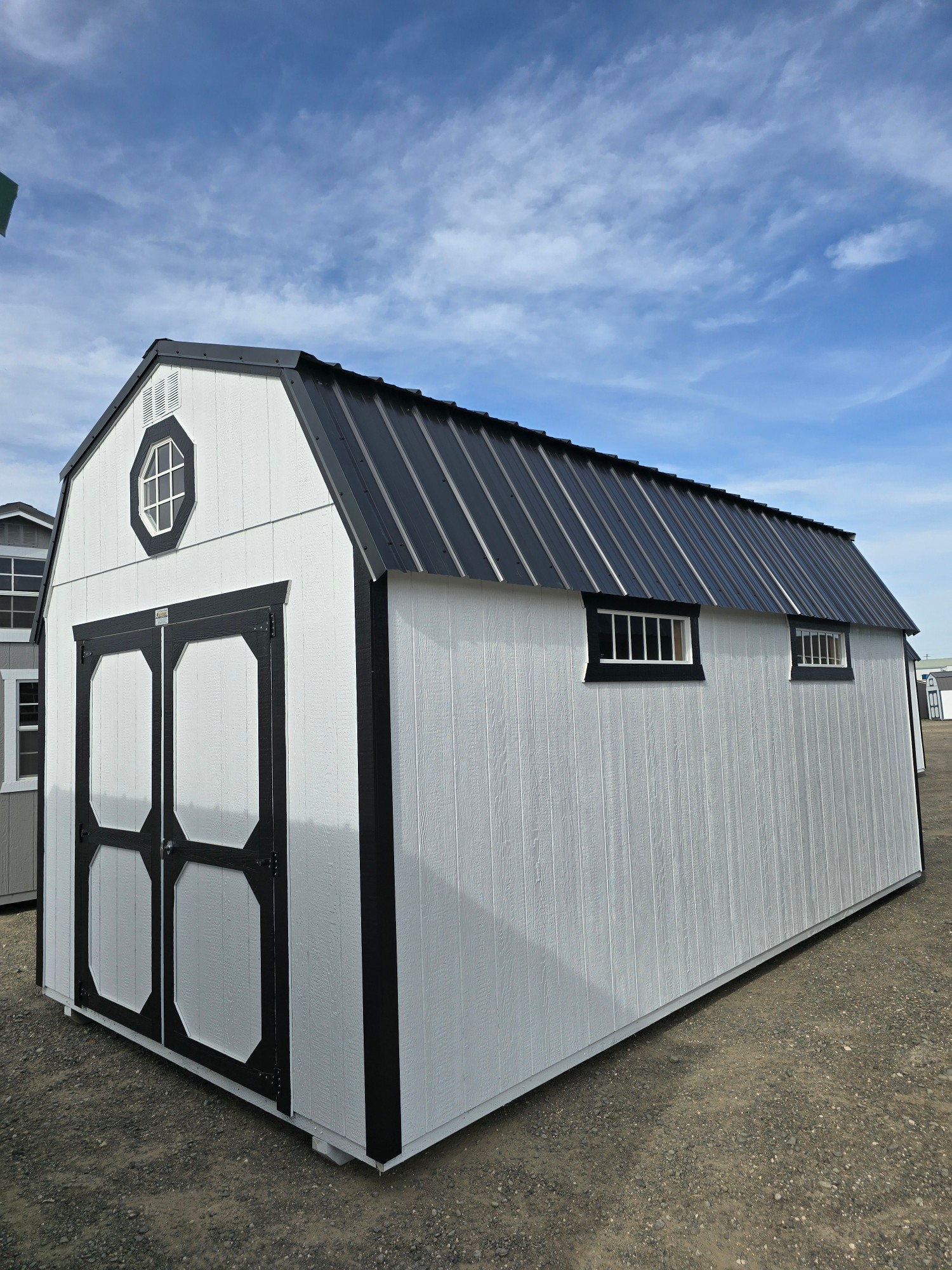 Lofted Barn - 10x20