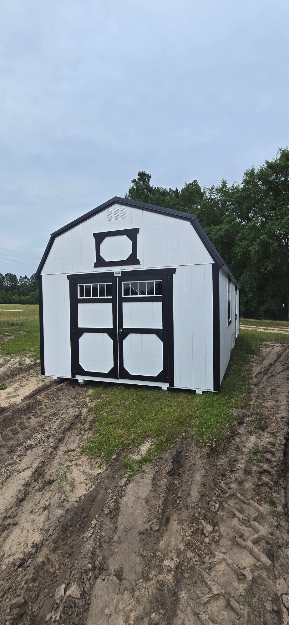 Lofted Barn - 12x28
