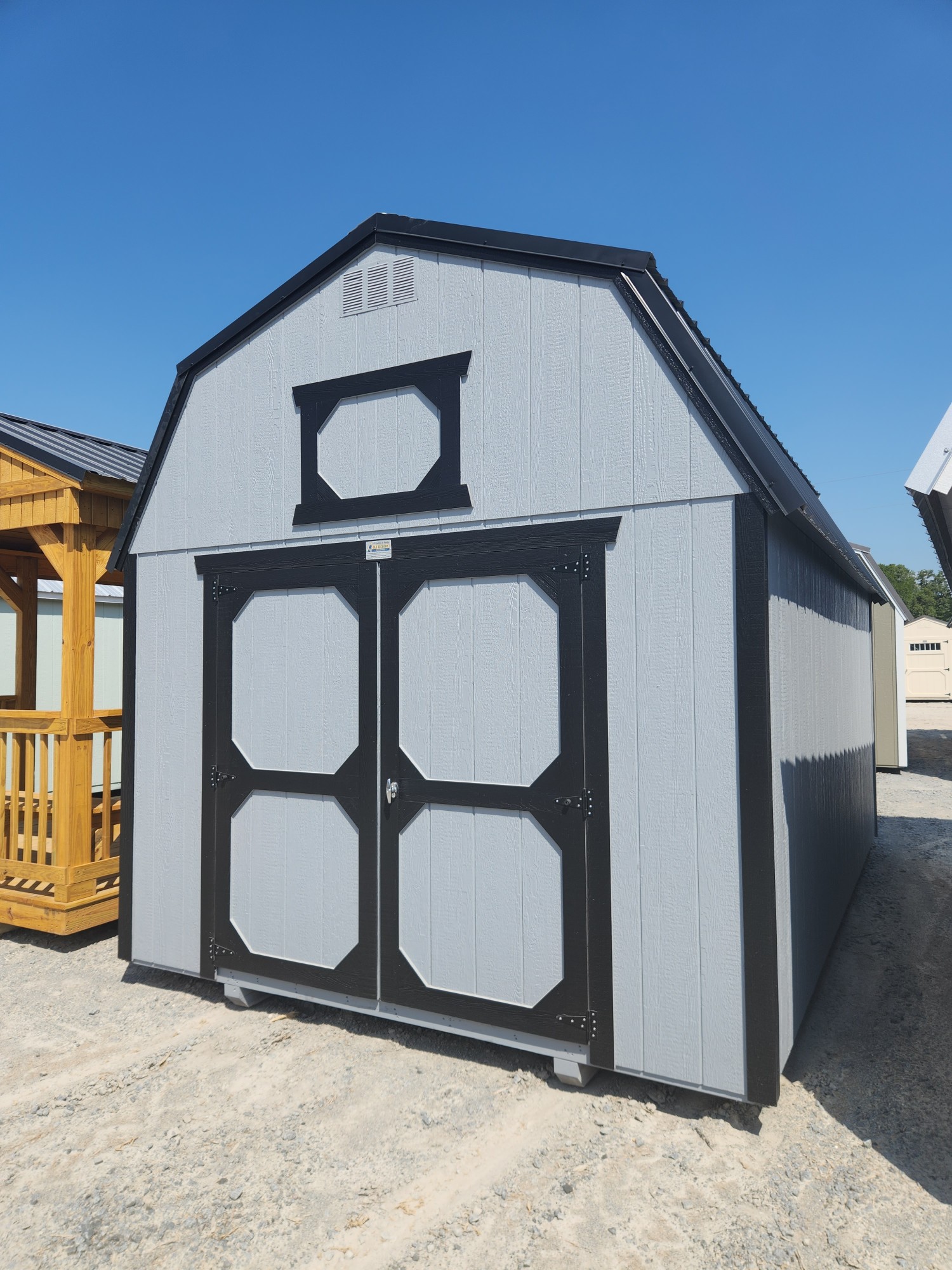 Lofted Barn - 10x16