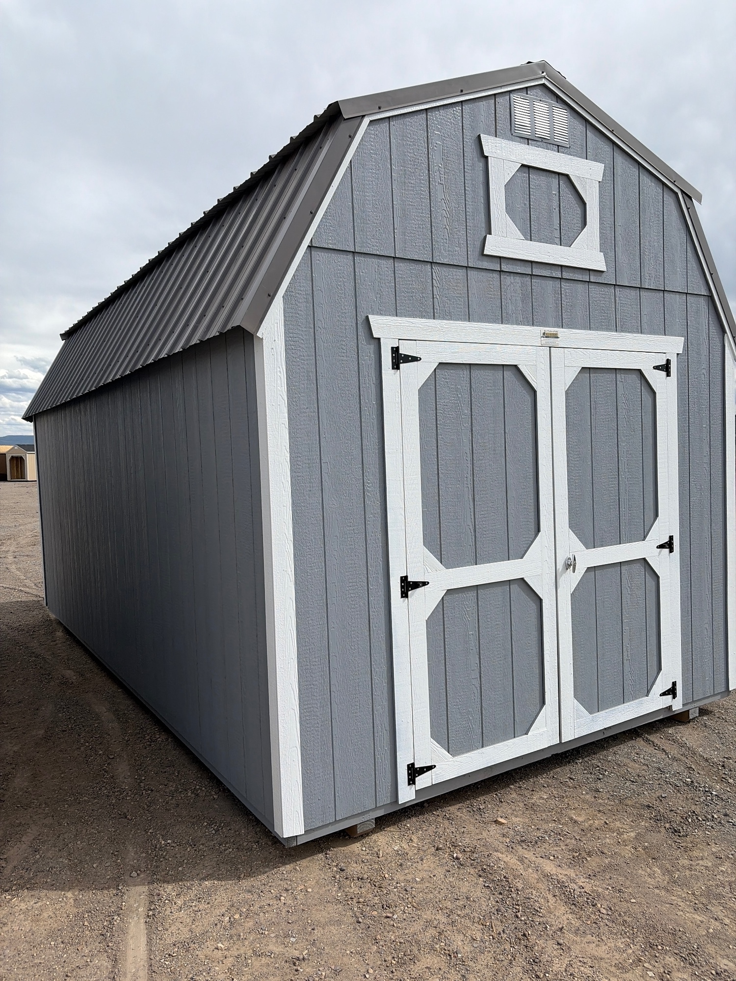 Lofted Barn - 10x20