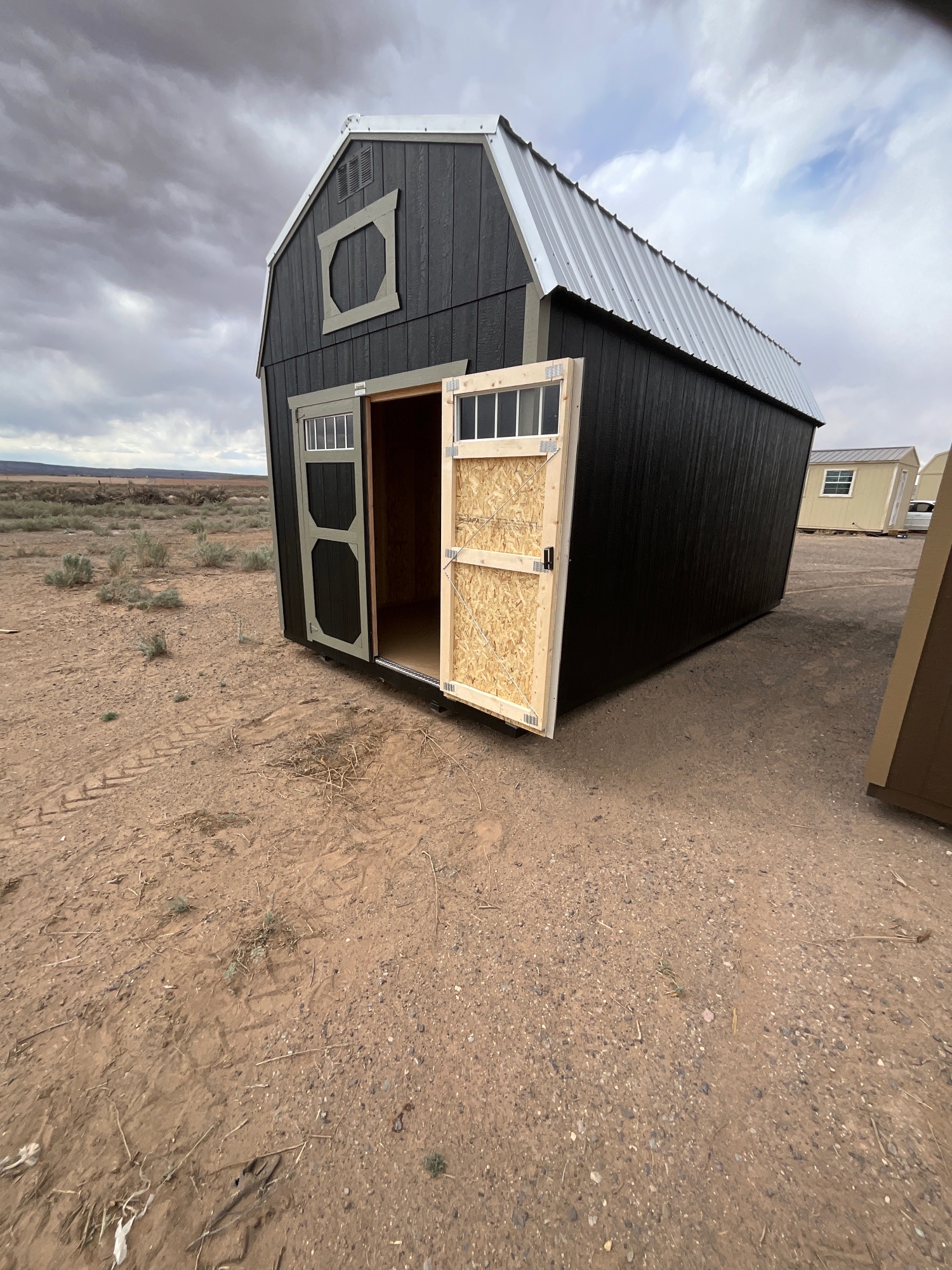 Lofted Barn - 10x20