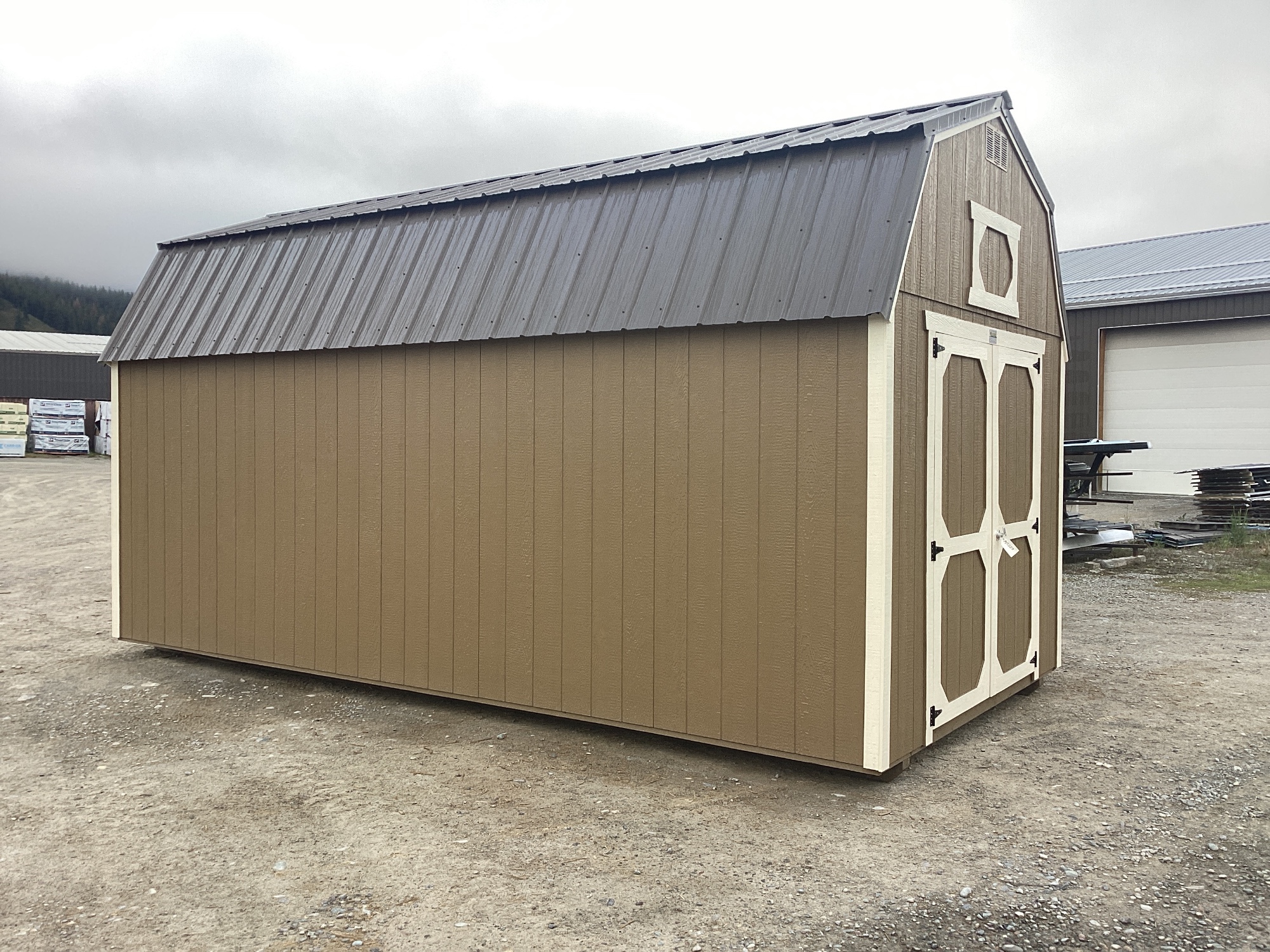 Lofted Barn - 10x20