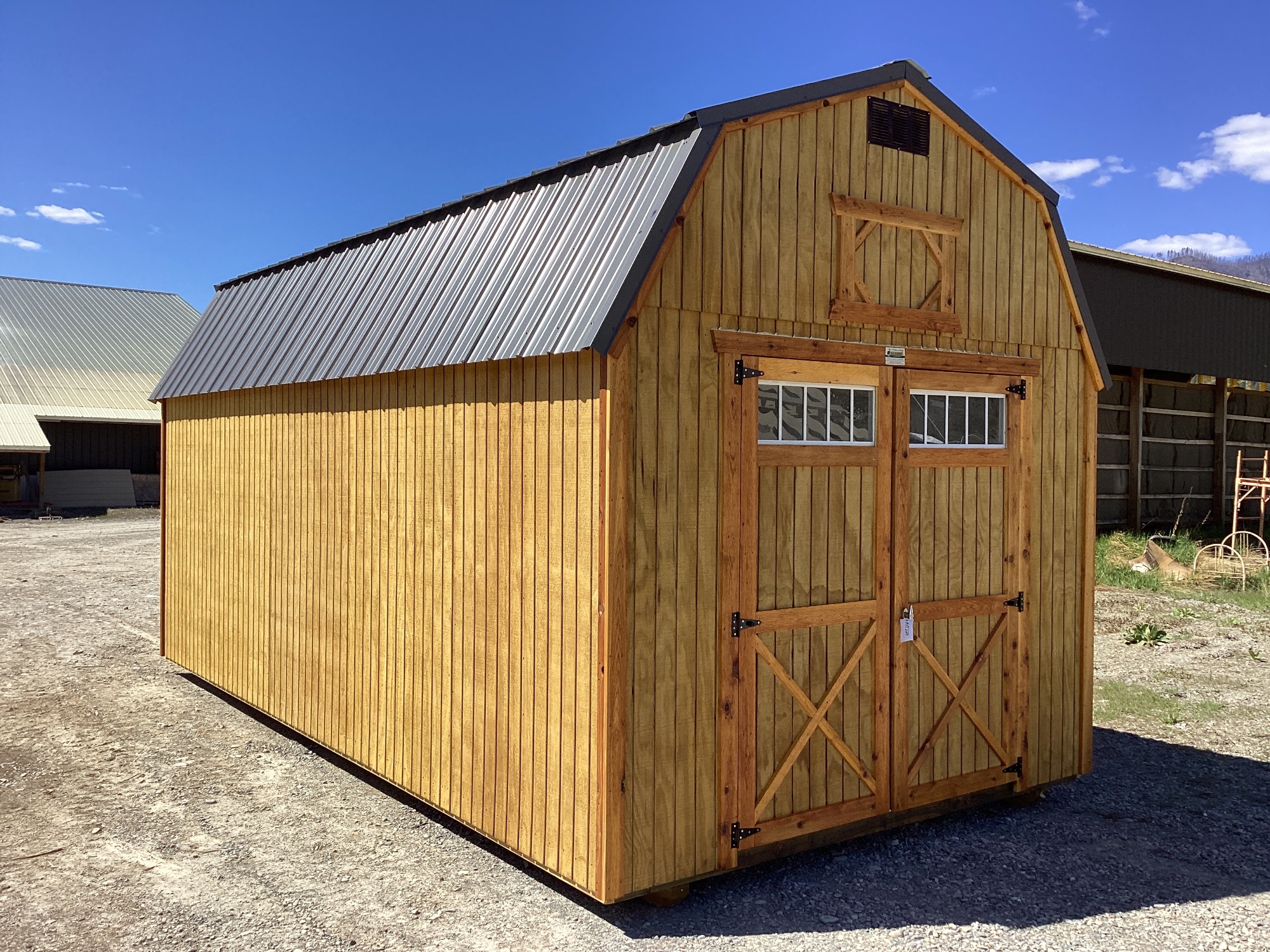 Lofted Barn - 10x20