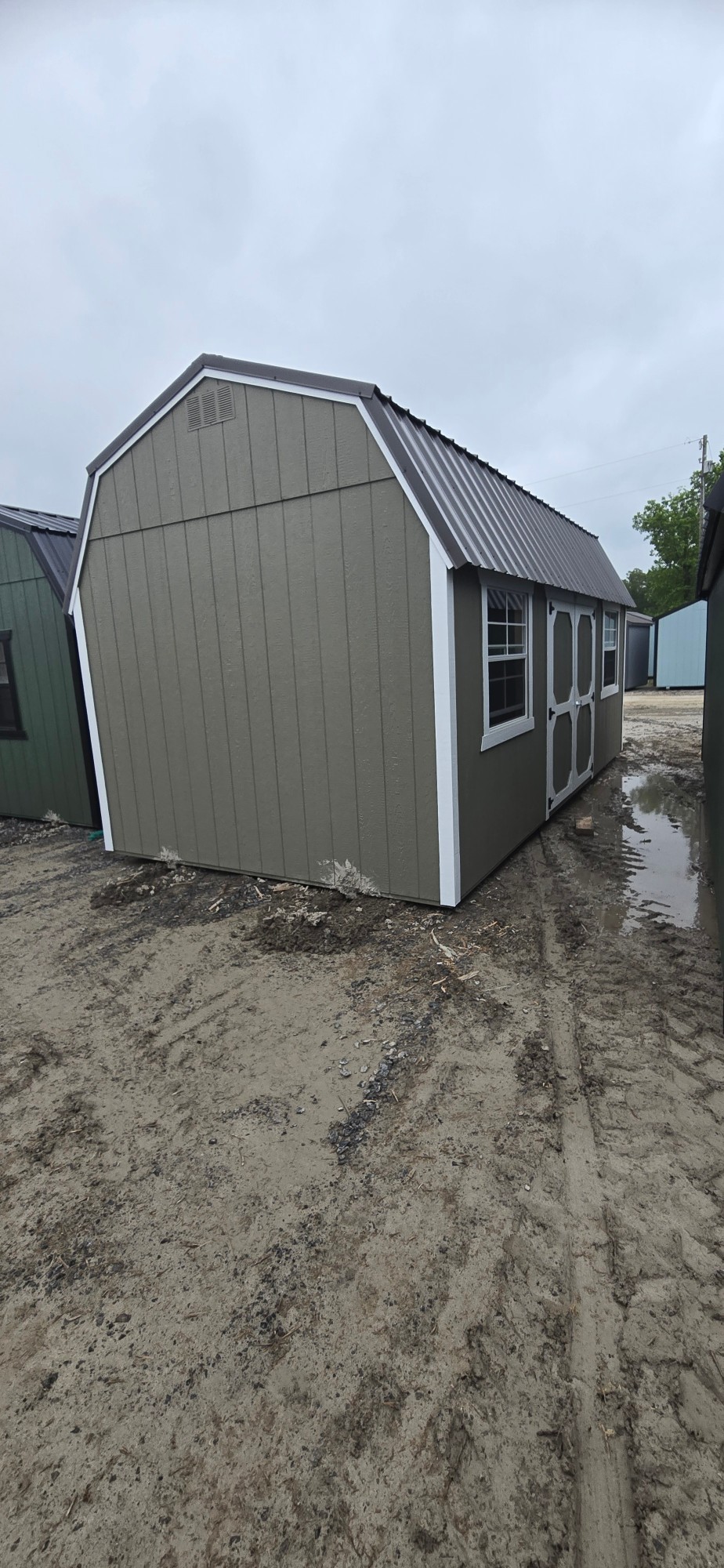 Lofted Barn - 10x20