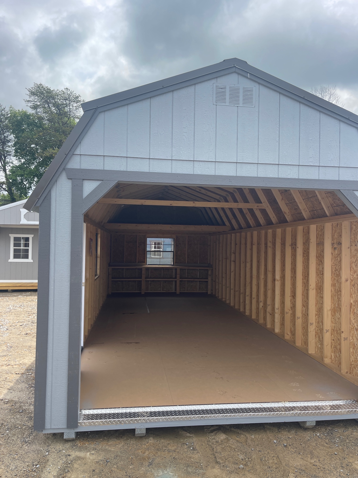 Lofted Barn Garage - 12x28