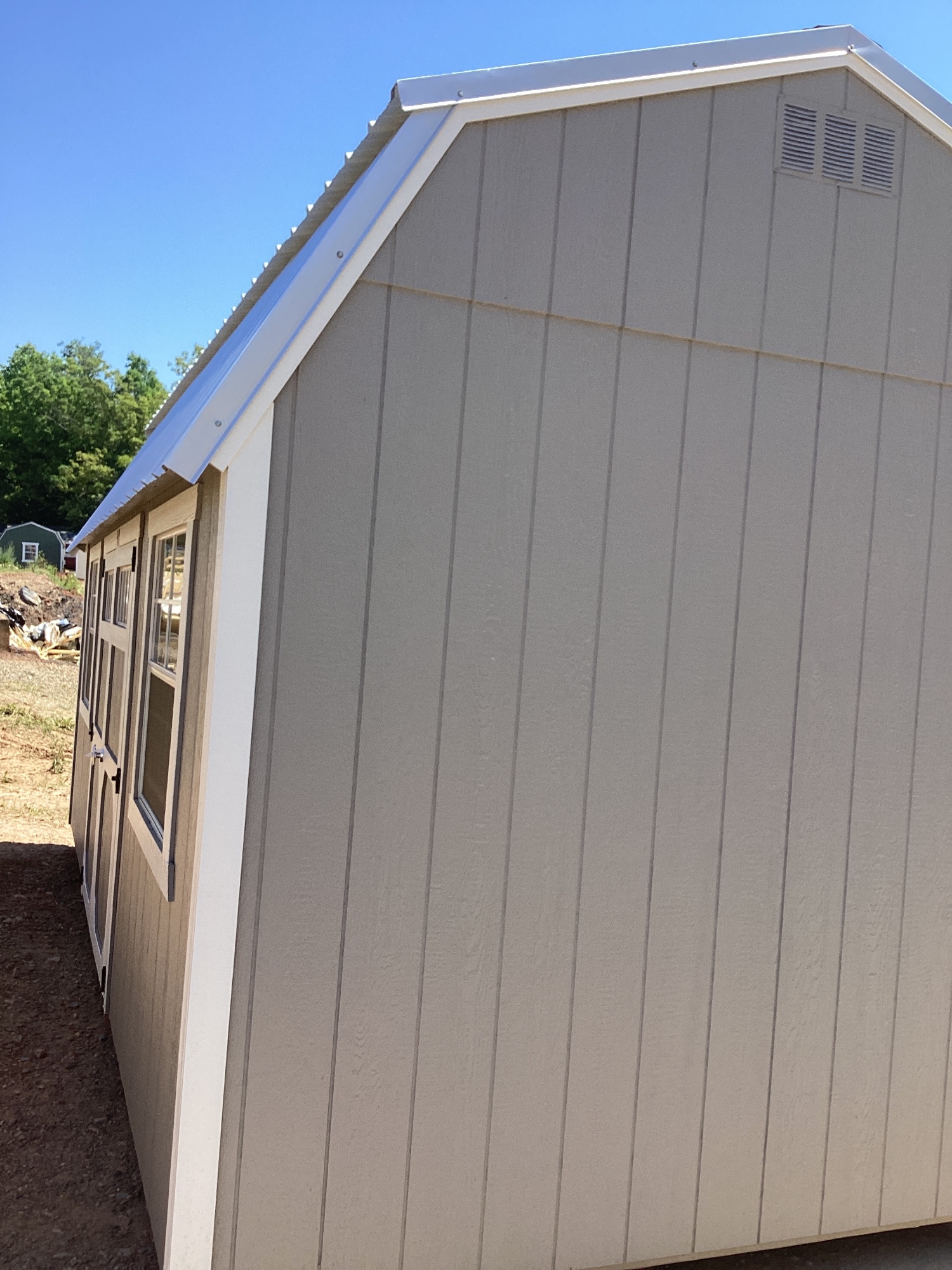 Lofted Barn - 10x20