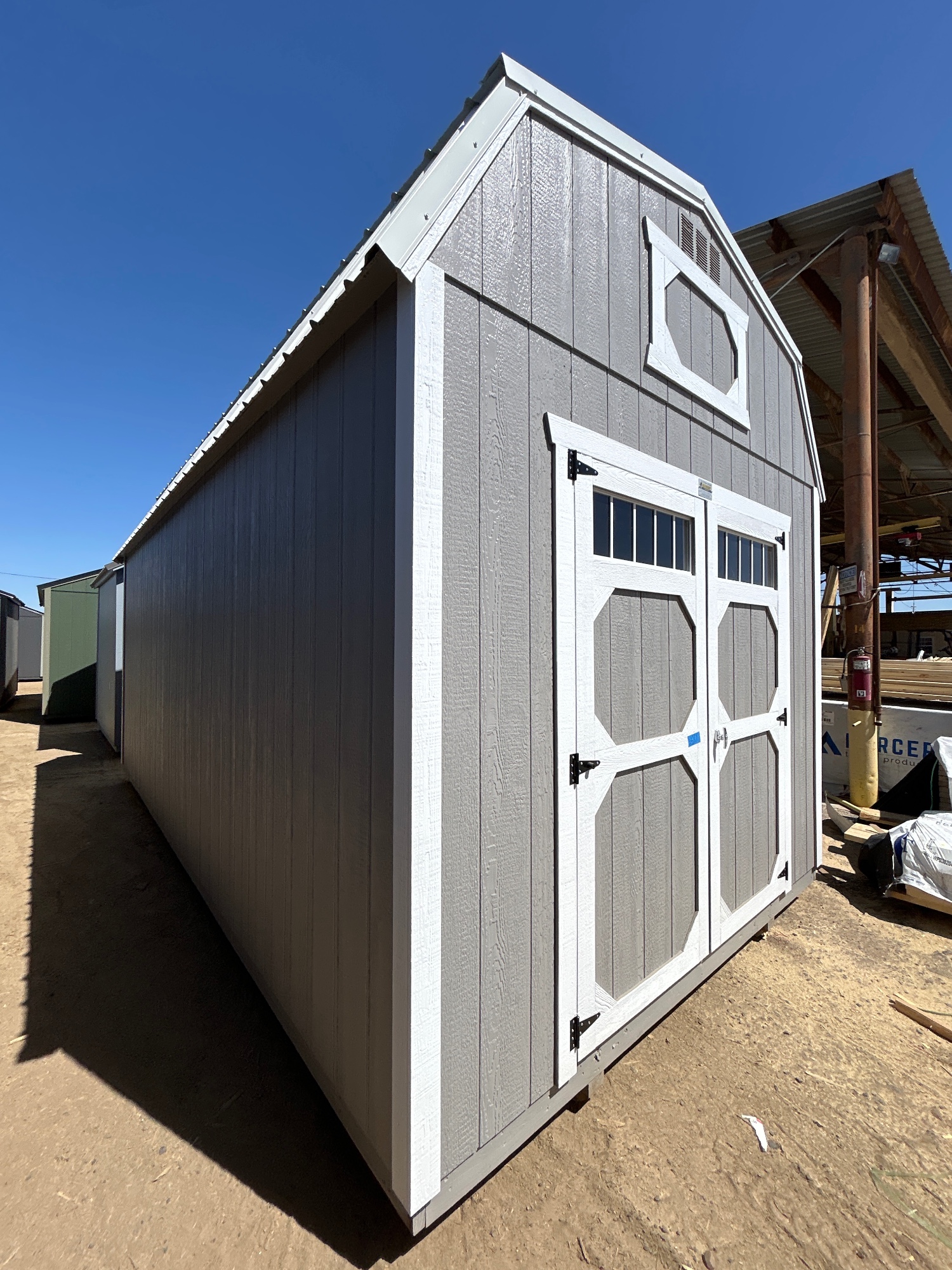 Lofted Barn - 10x20