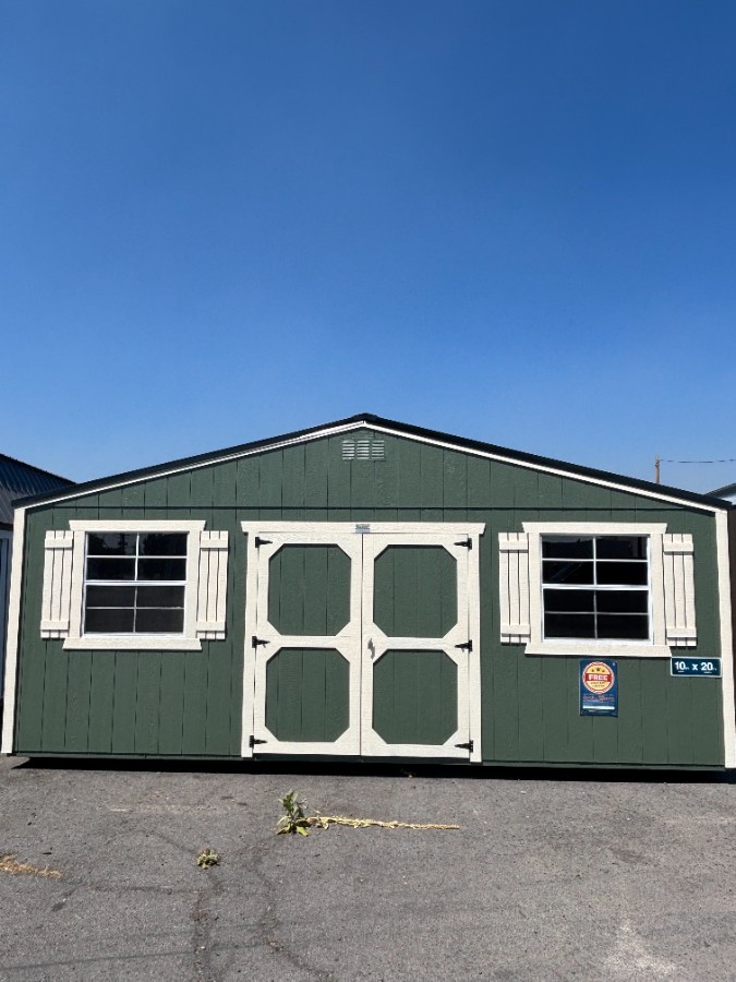 Beautiful Side Gable with lots of light