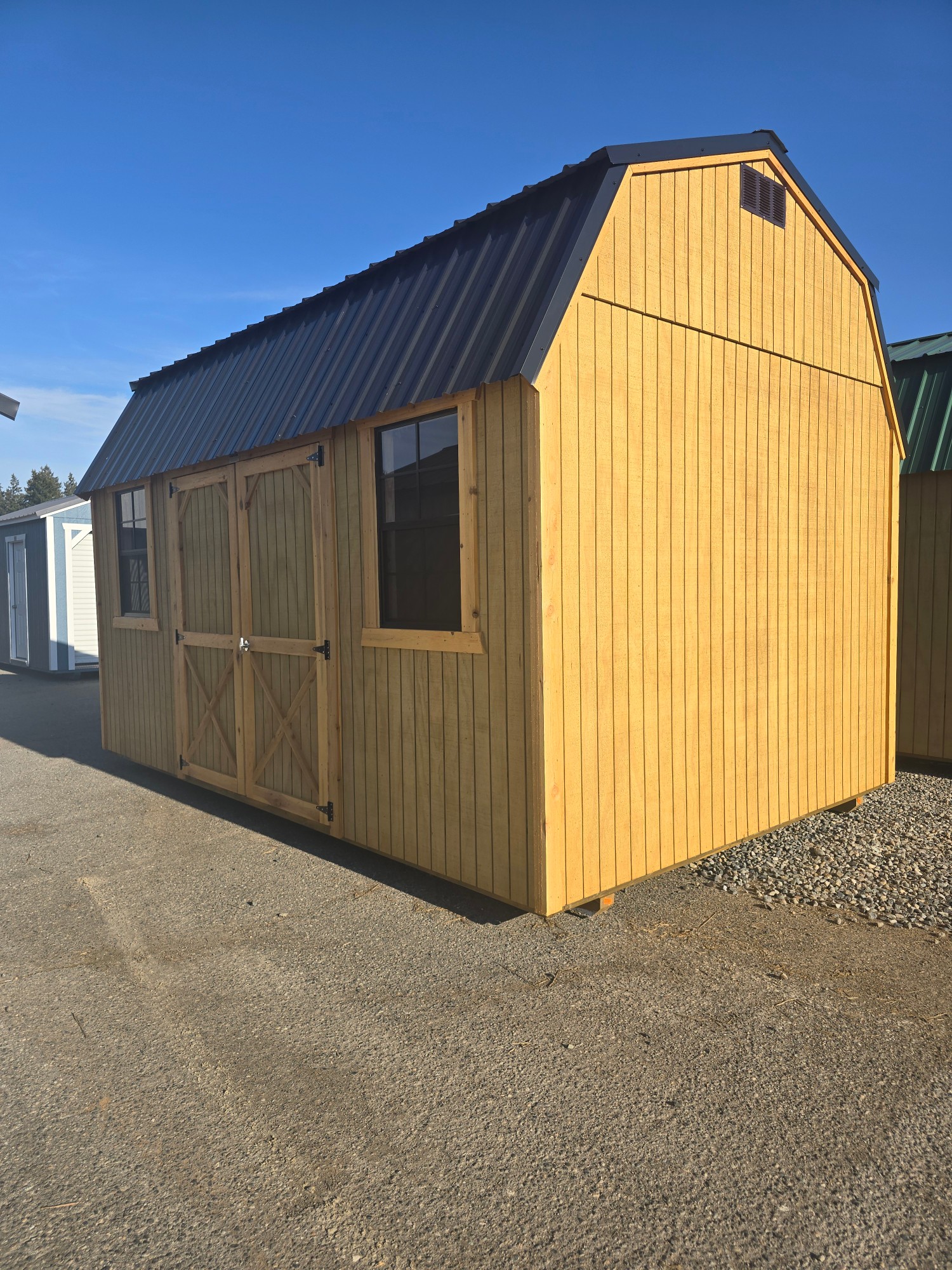 Lofted Barn - 10x16