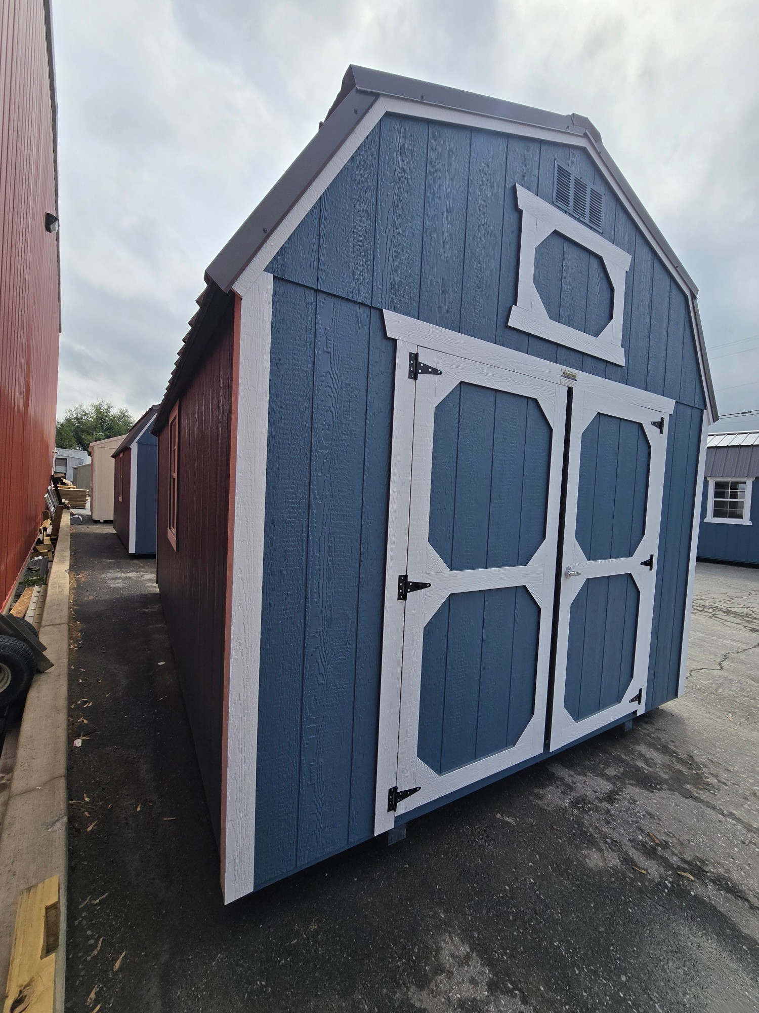 Lofted Barn - 10x16