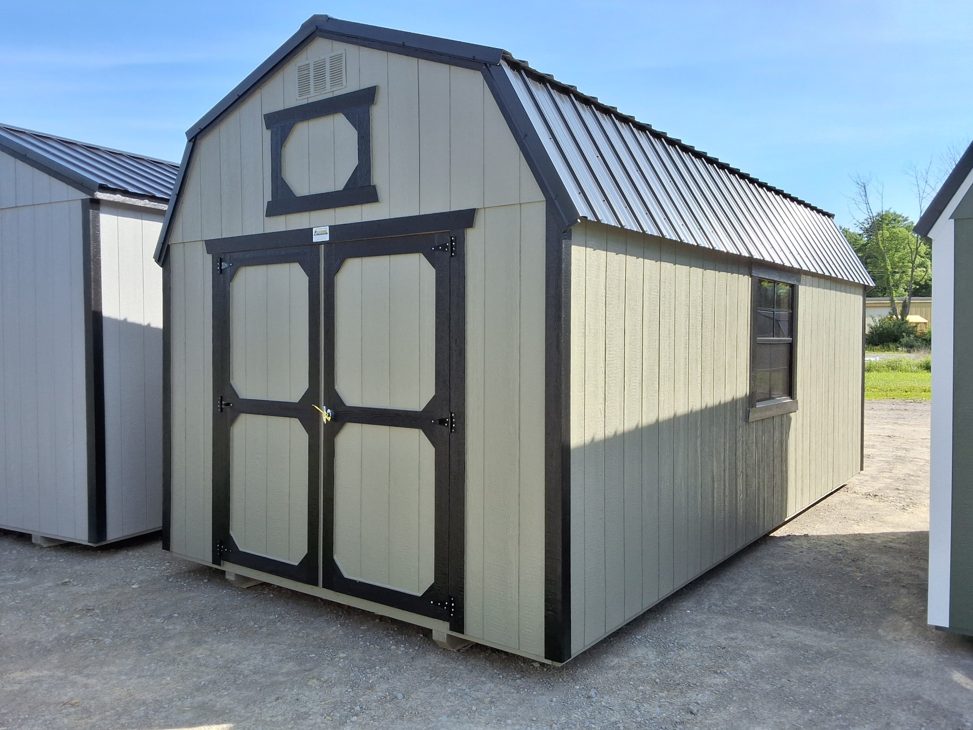 Lofted Barn - 10x20