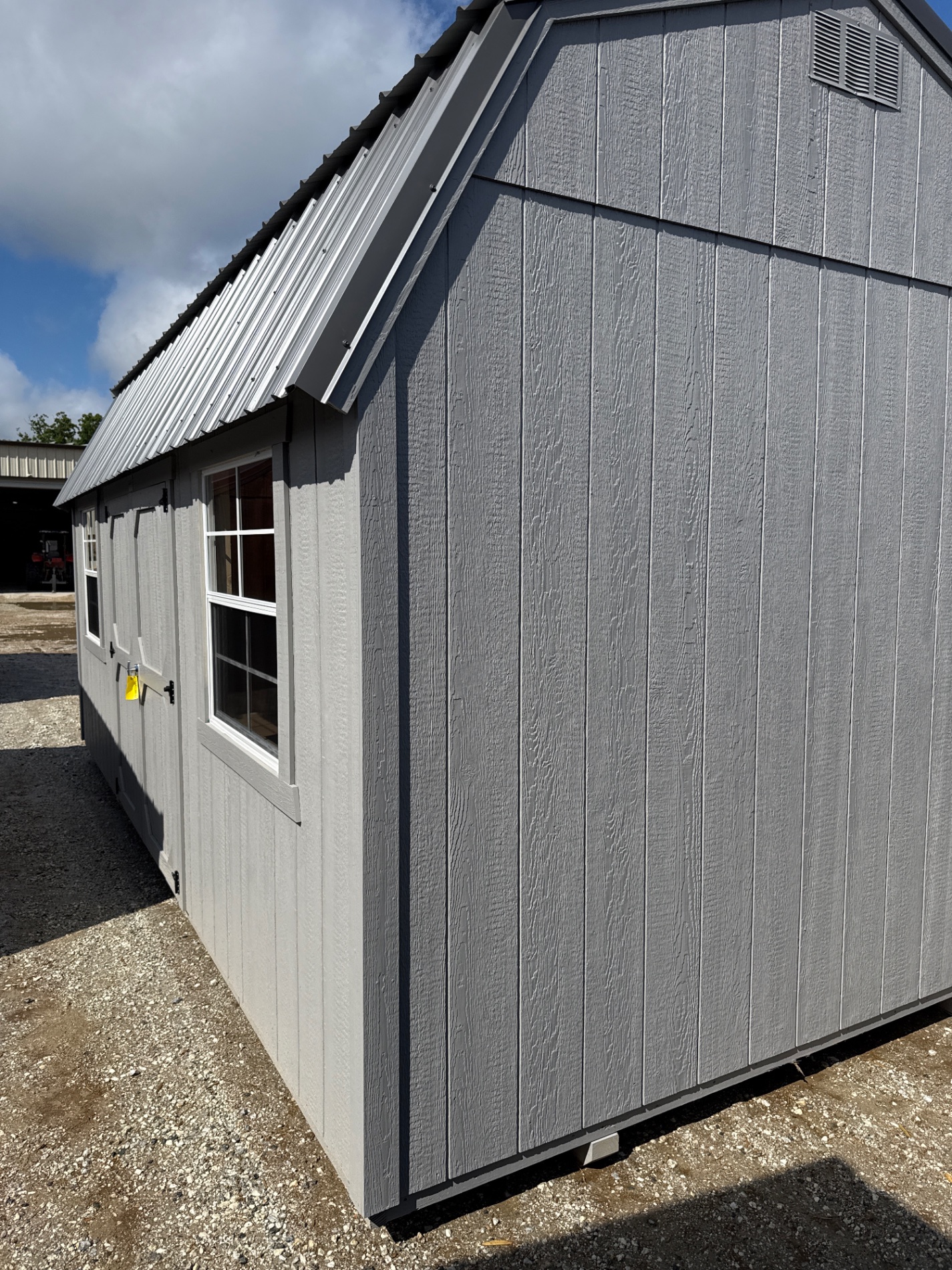 Lofted Barn - 10x20