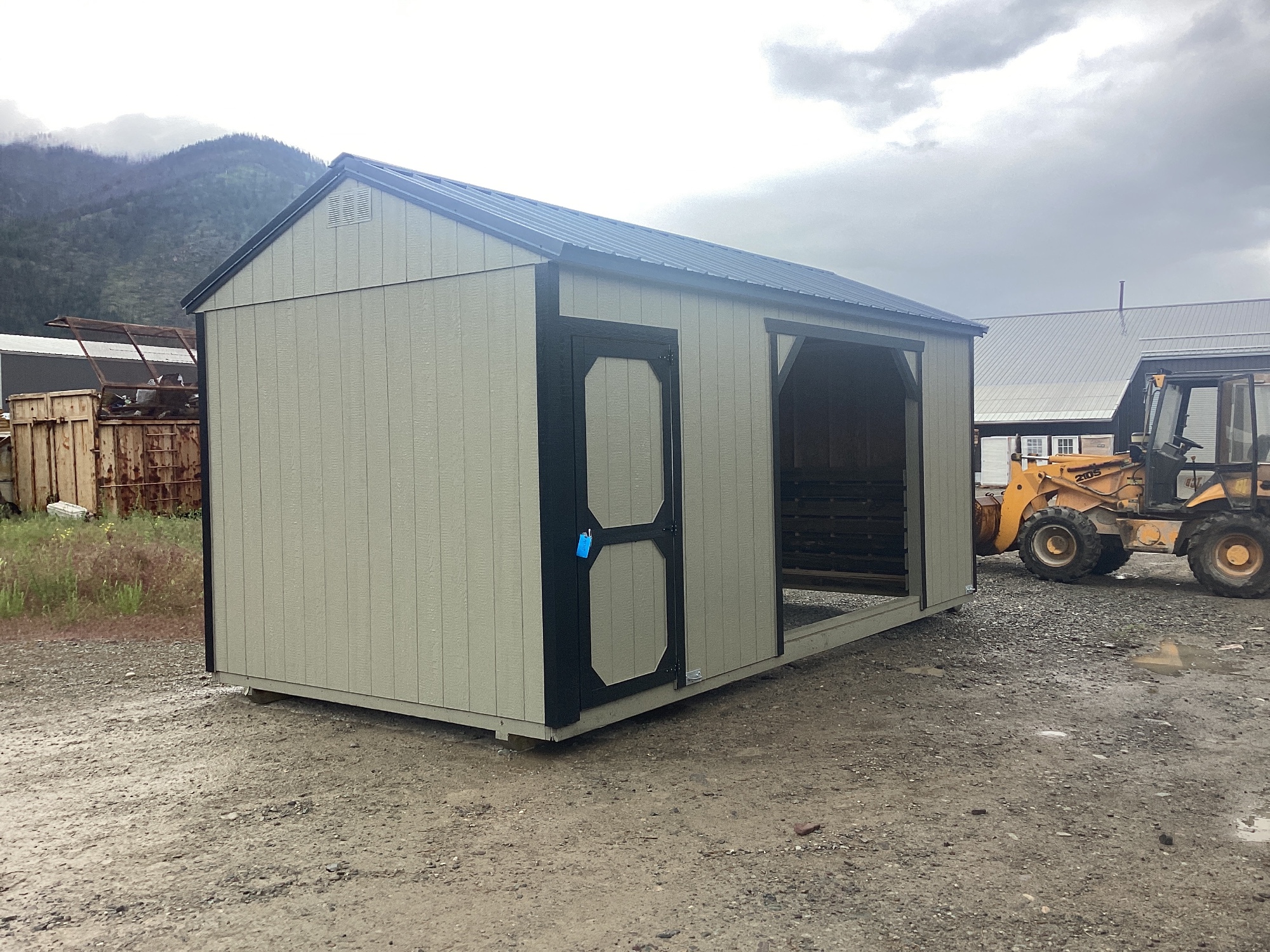 Animal Shelter - 10x20