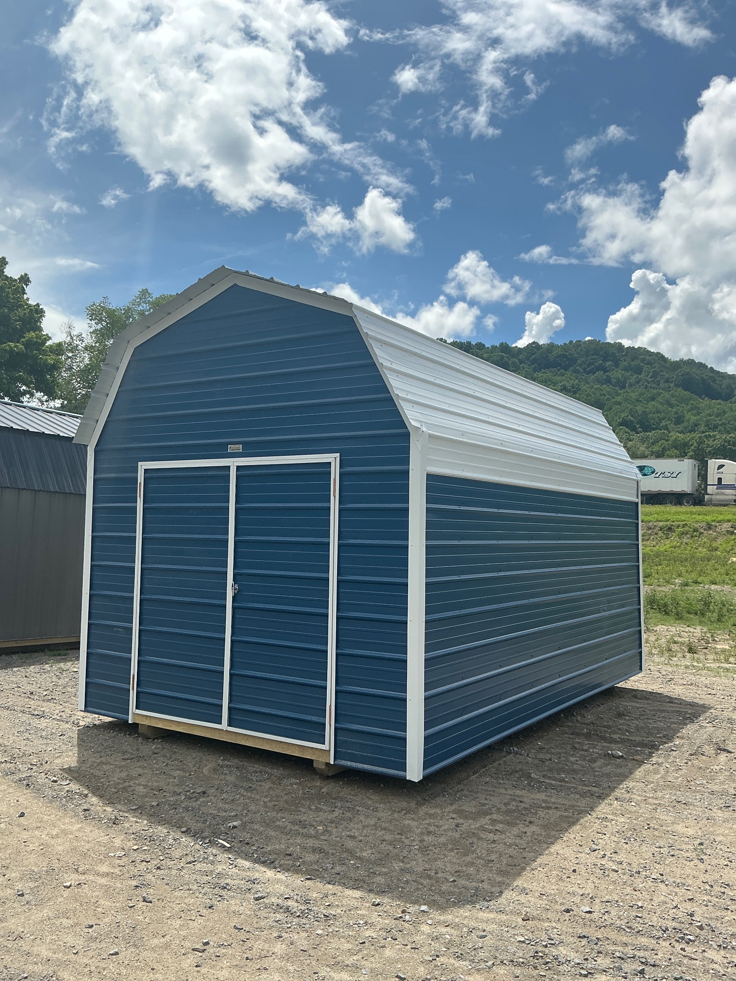 Metal Lofted - 10x16