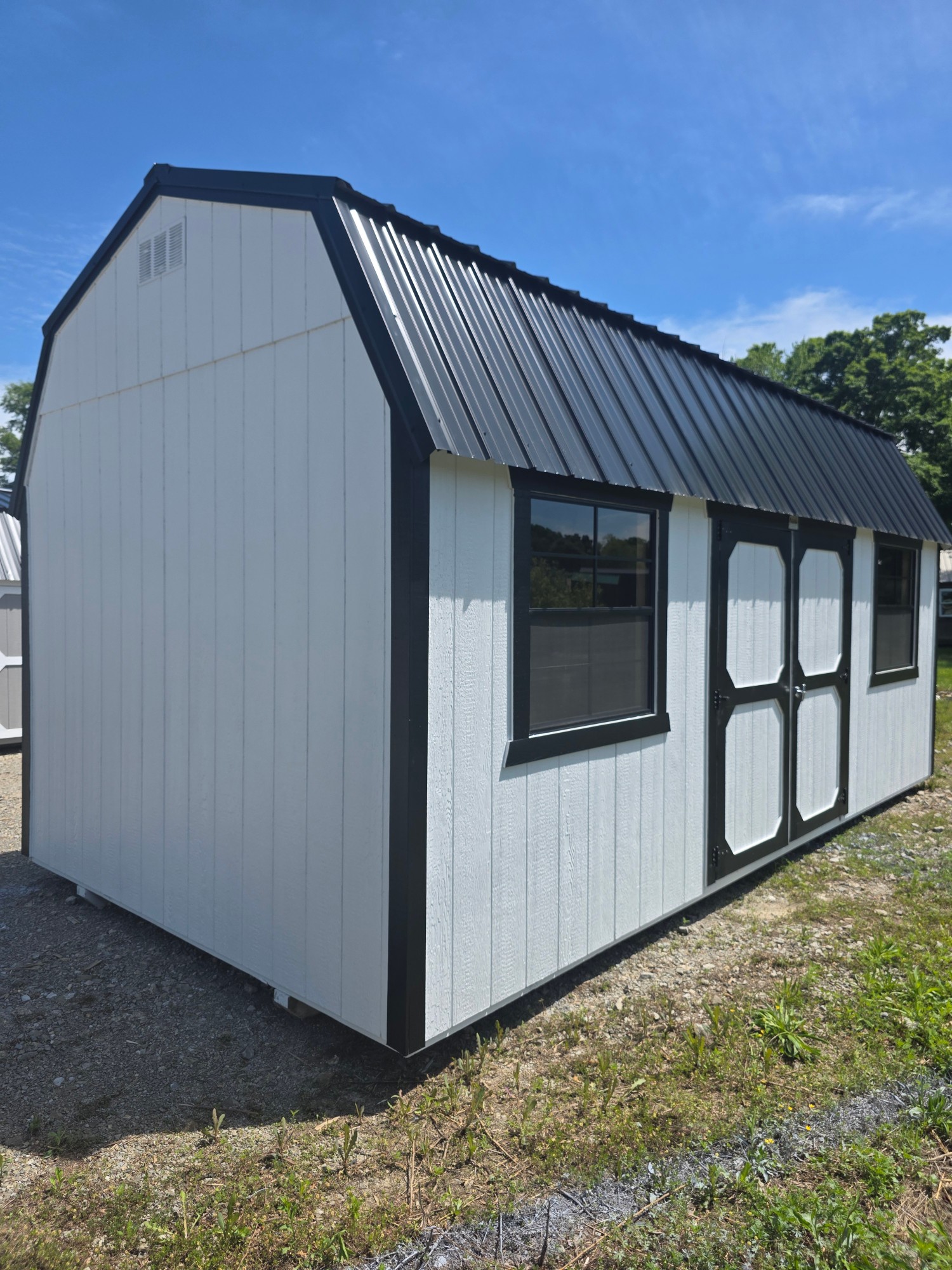 Lofted Barn - 10x20