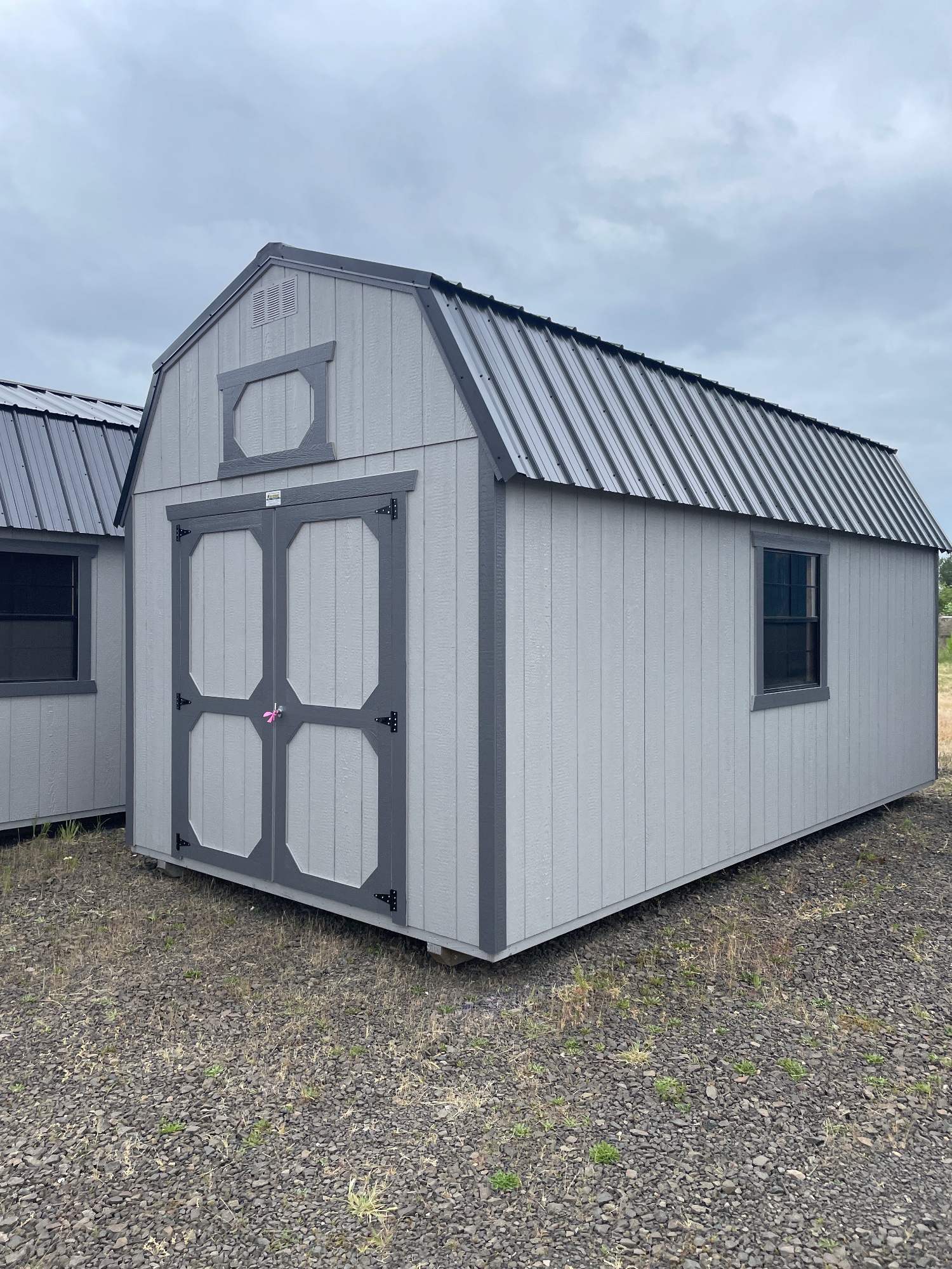 Lofted Barn - 10x20