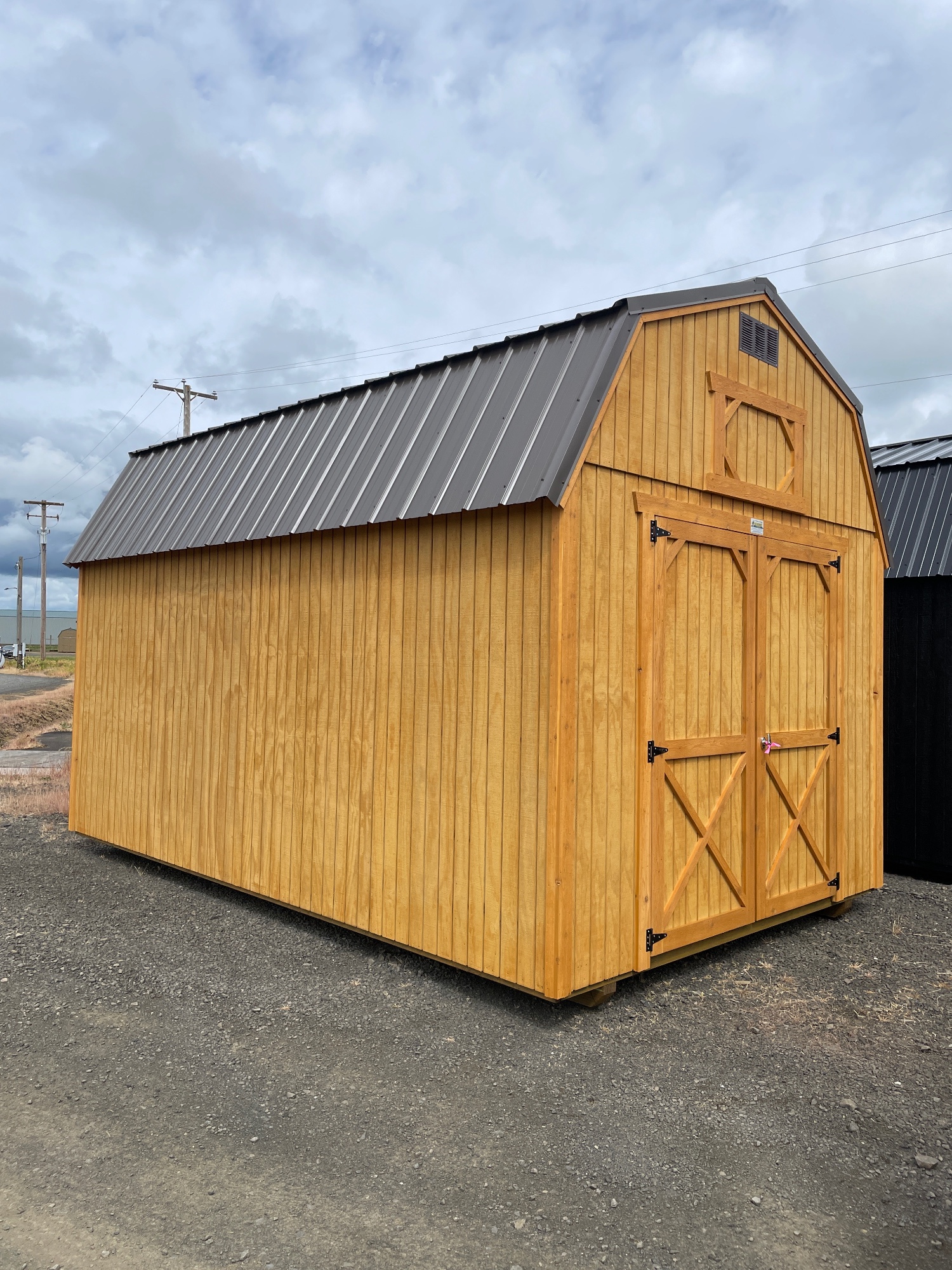 Lofted Barn - 10x16