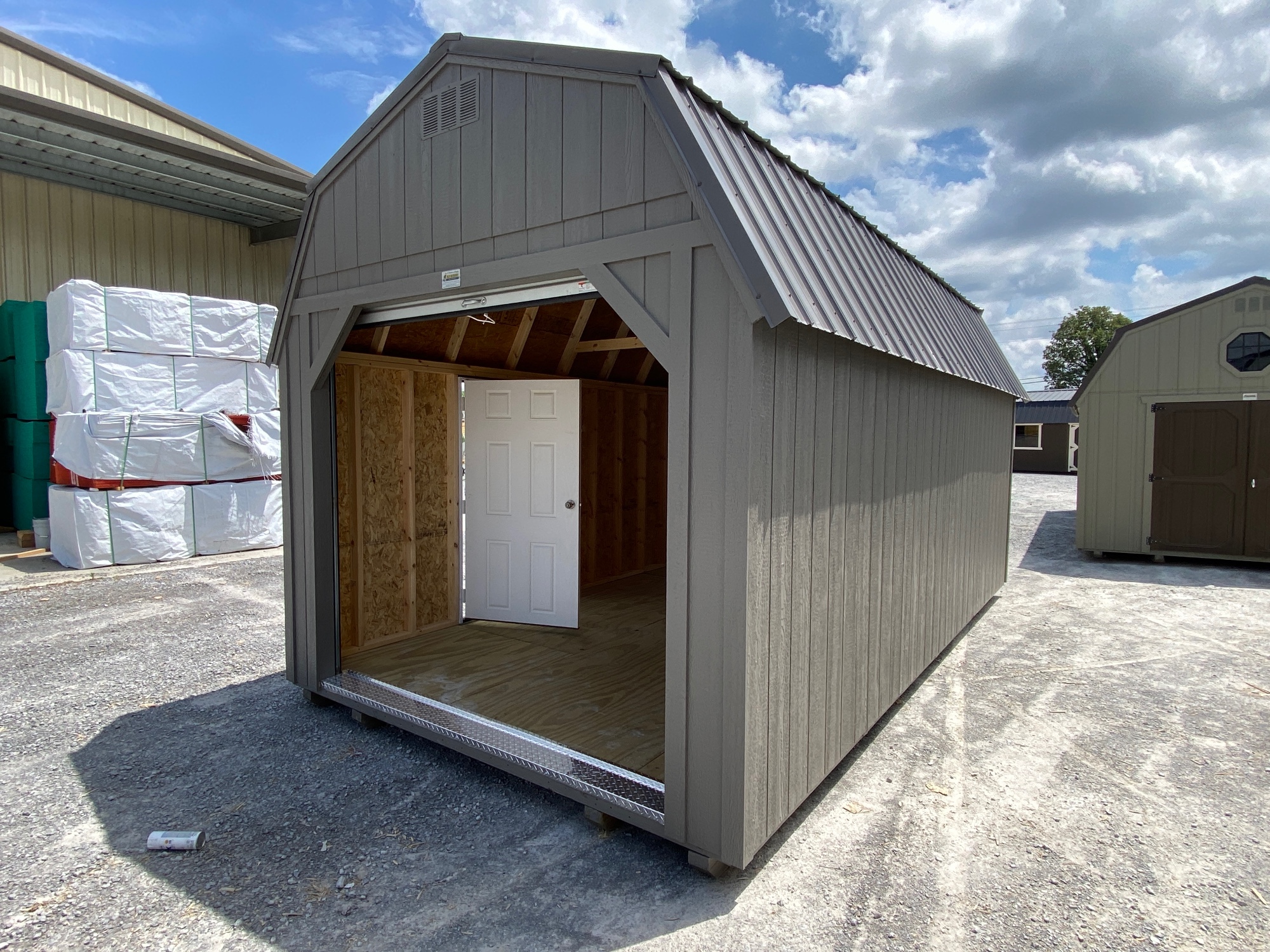 Lofted Barn 8' Garage - 10x20