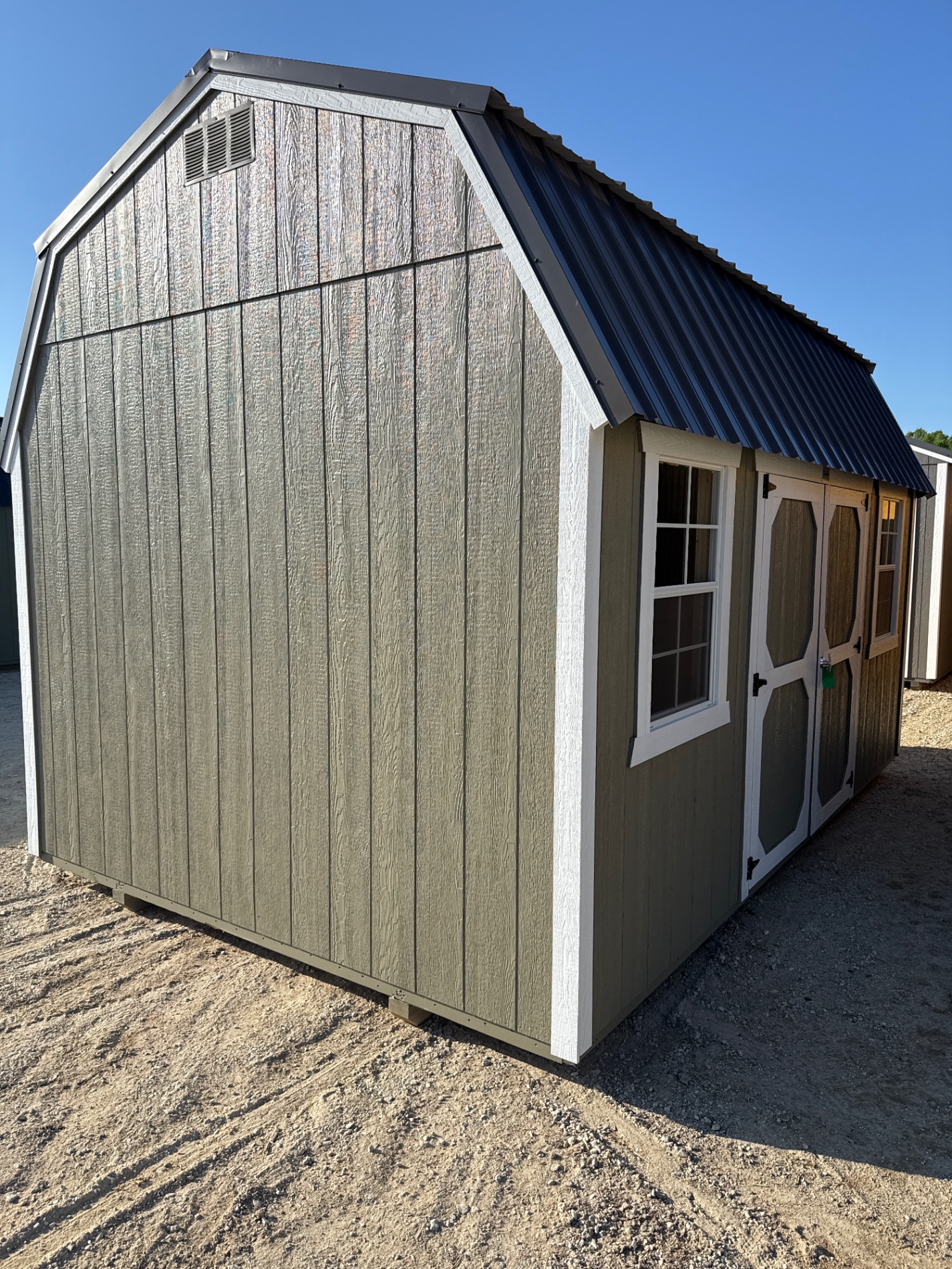 Lofted Barn - 10x16