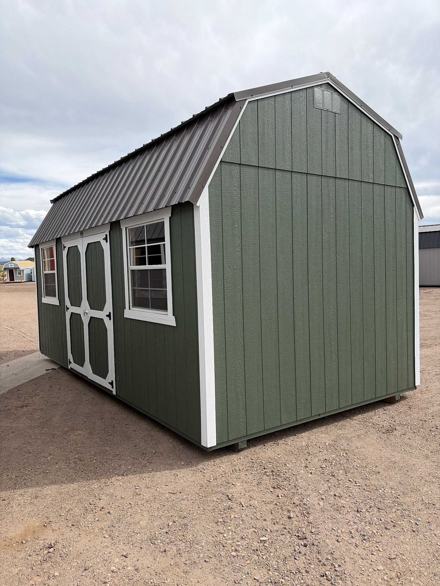 Lofted Barn - 10x20