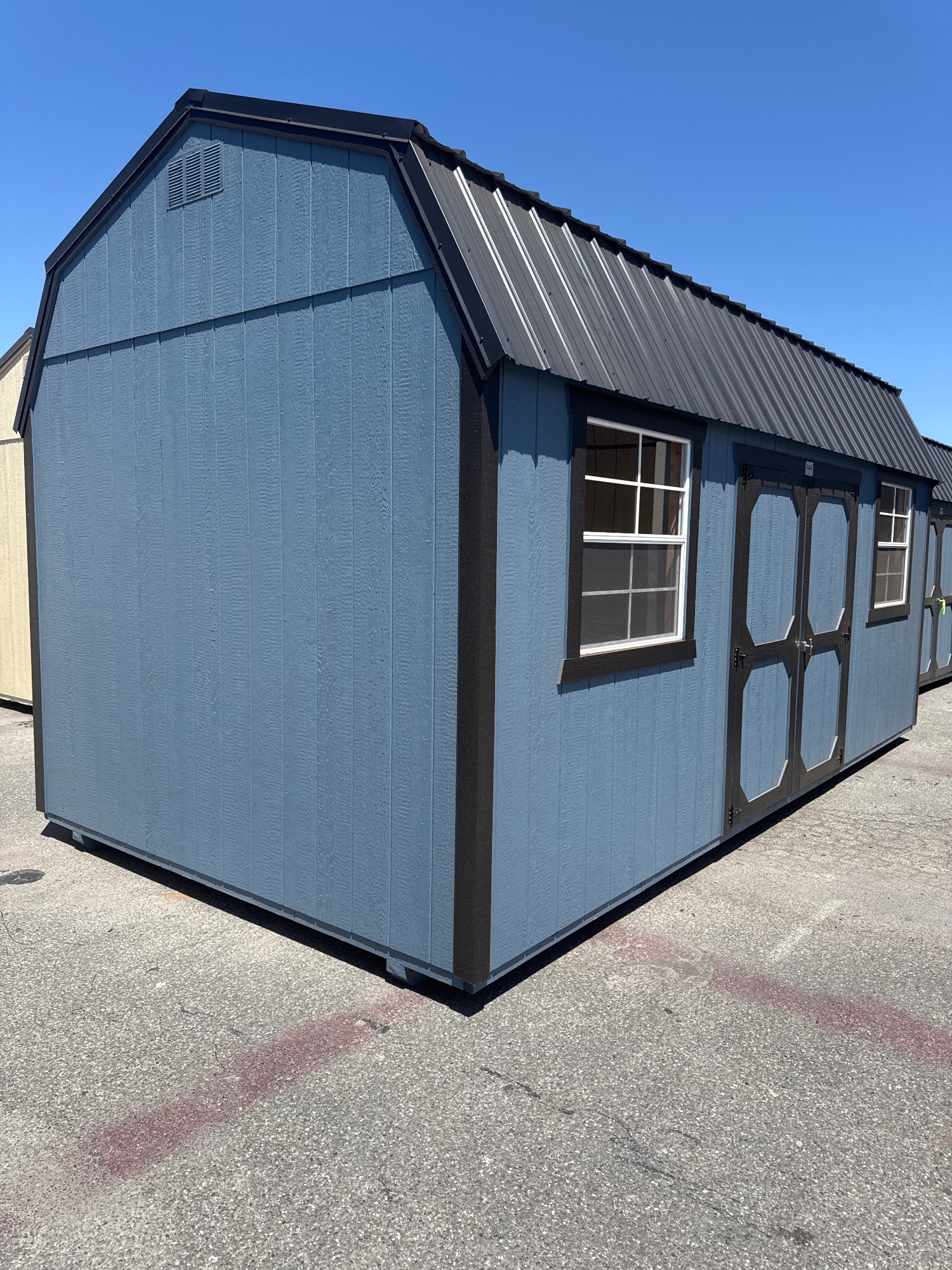 Lofted Barn - 10x20