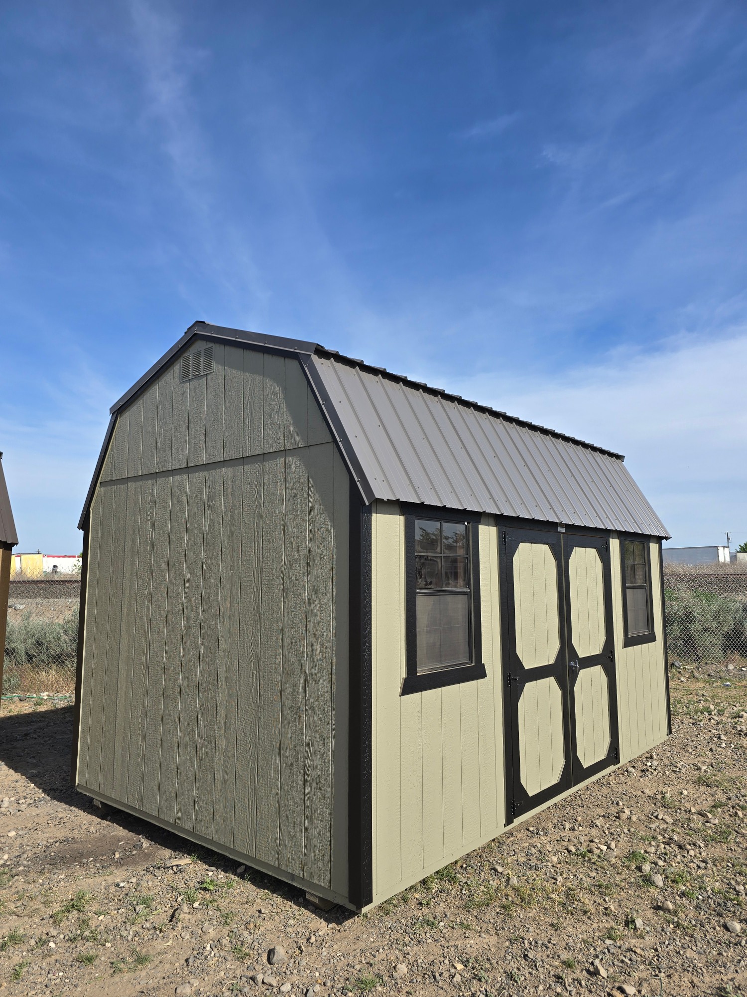 Lofted Barn - 10x16