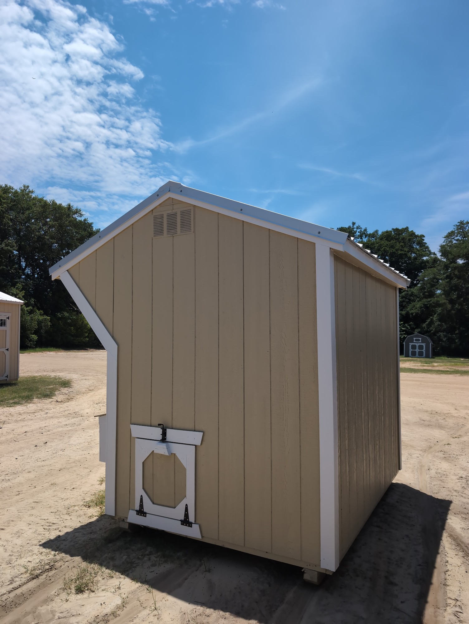 Chicken Coop - 6x8 image 2