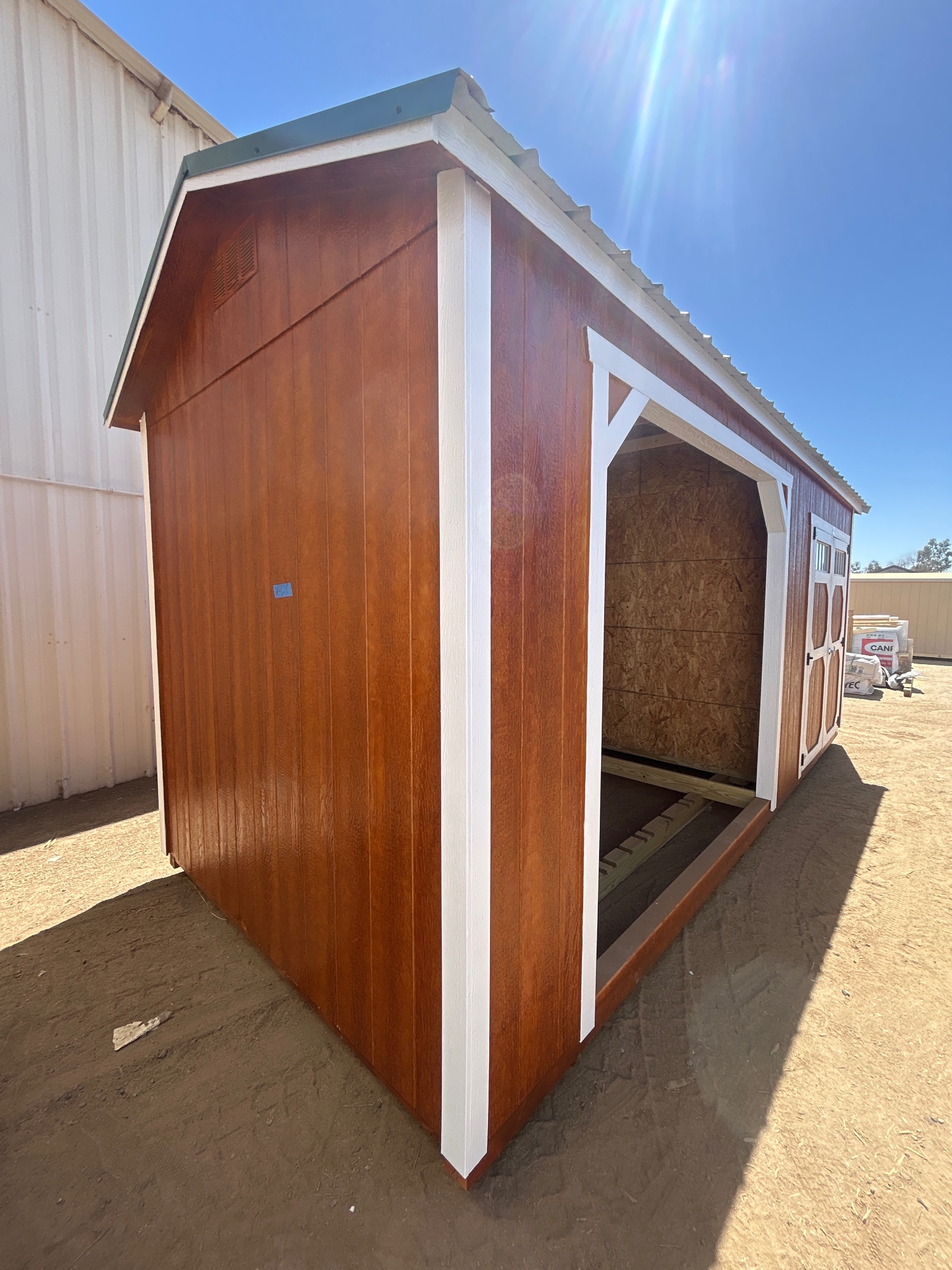 Animal Shelter - 8x20