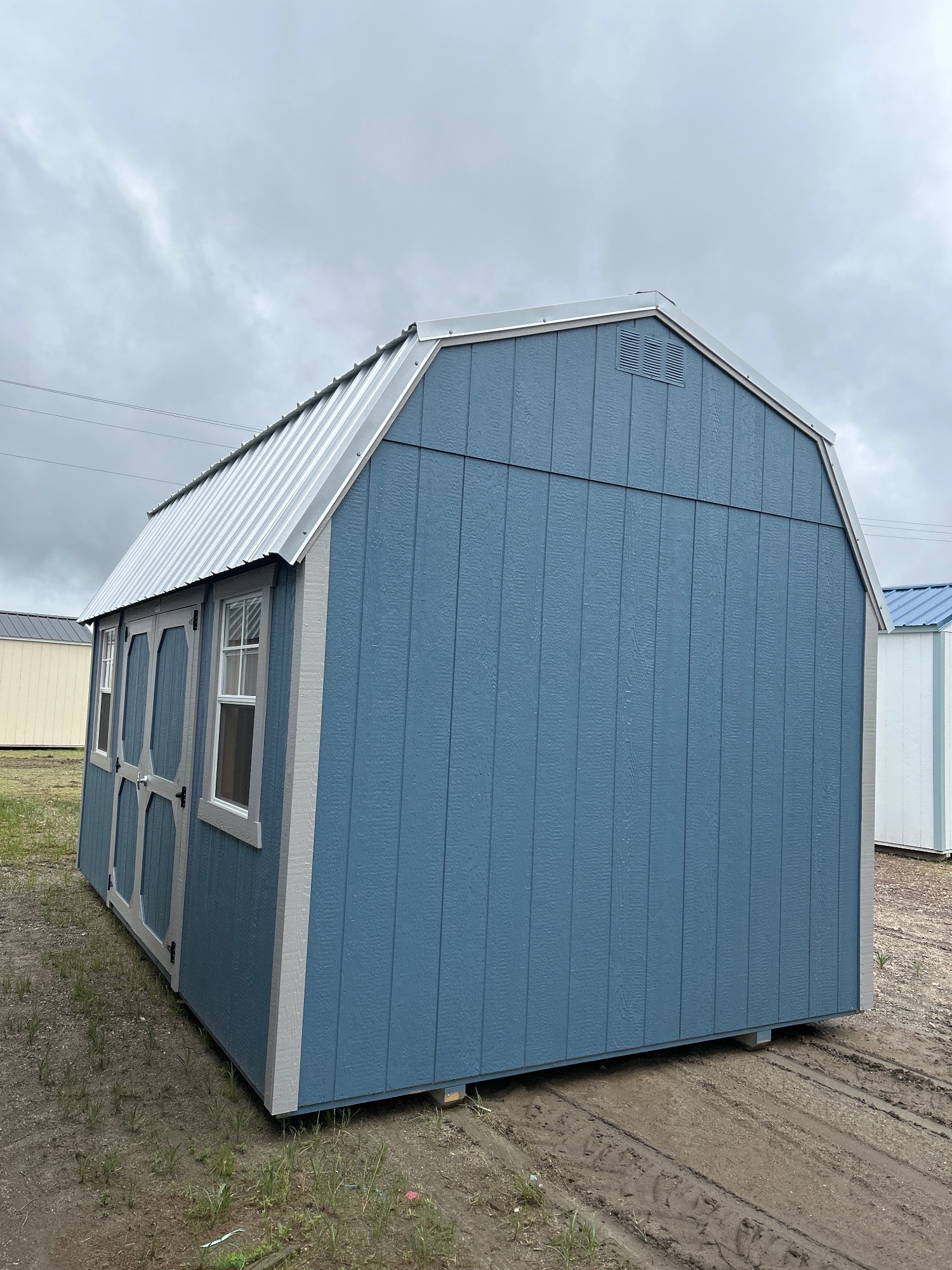 Lofted Barn - 10x16