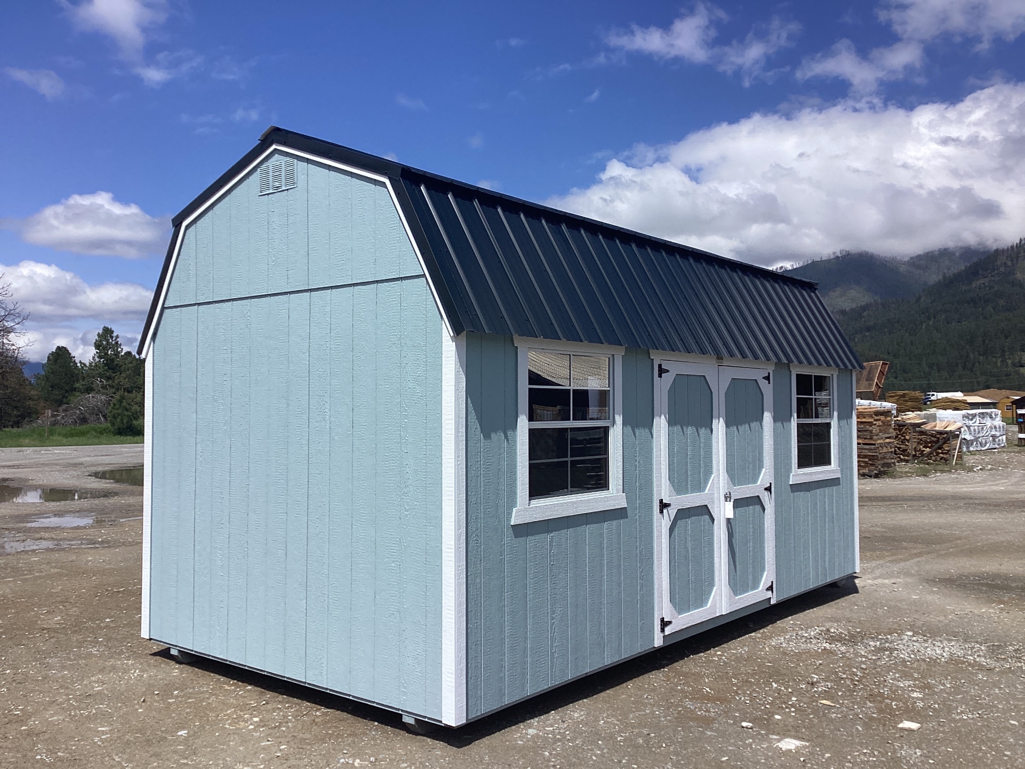 Lofted Barn - 10x20