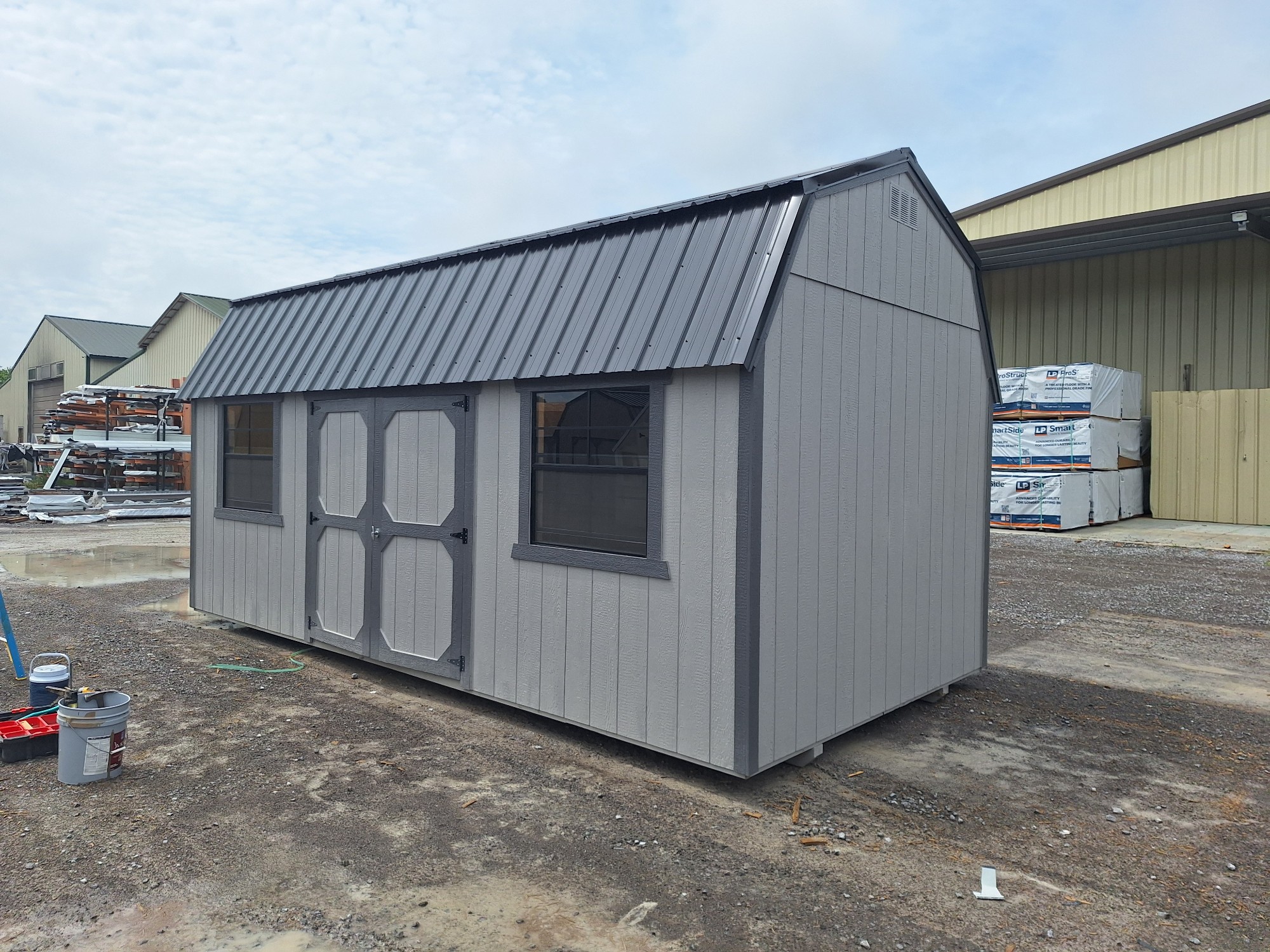 Lofted Barn - 10x20