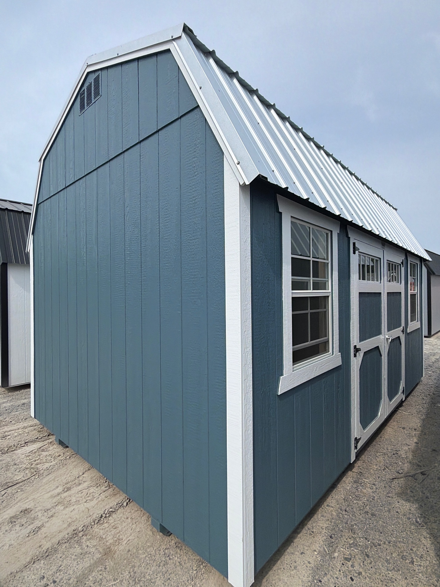 Lofted Barn - 10x16