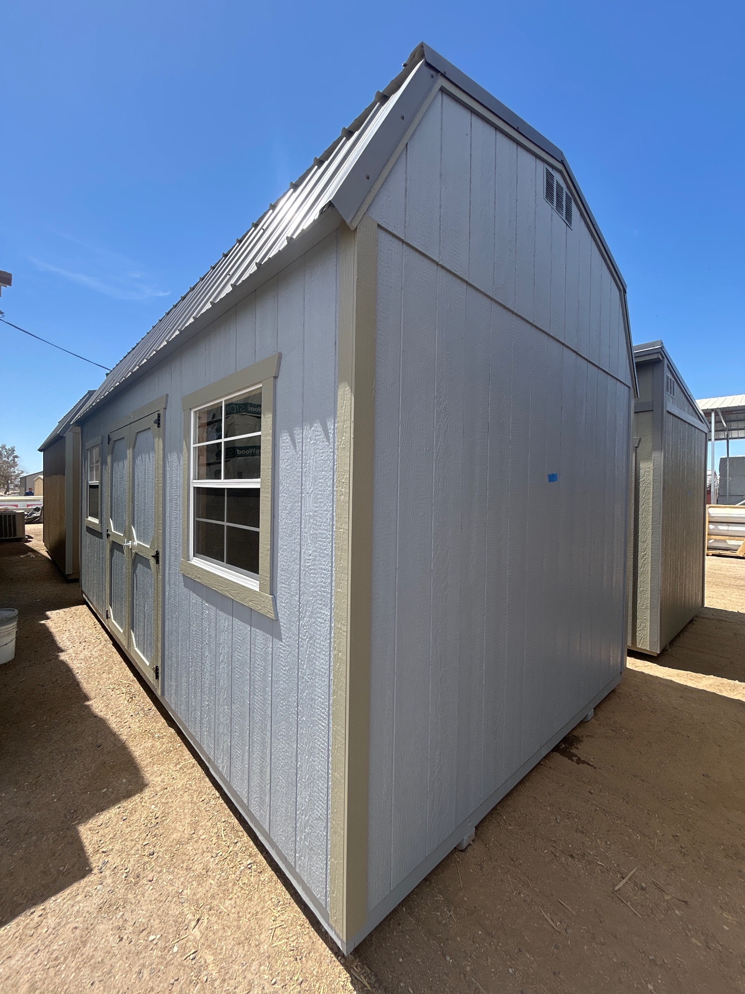 Lofted Barn - 10x20