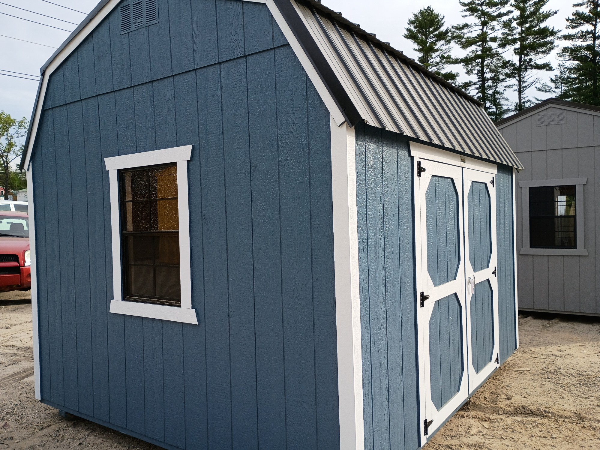 Lofted Barn - 10x12