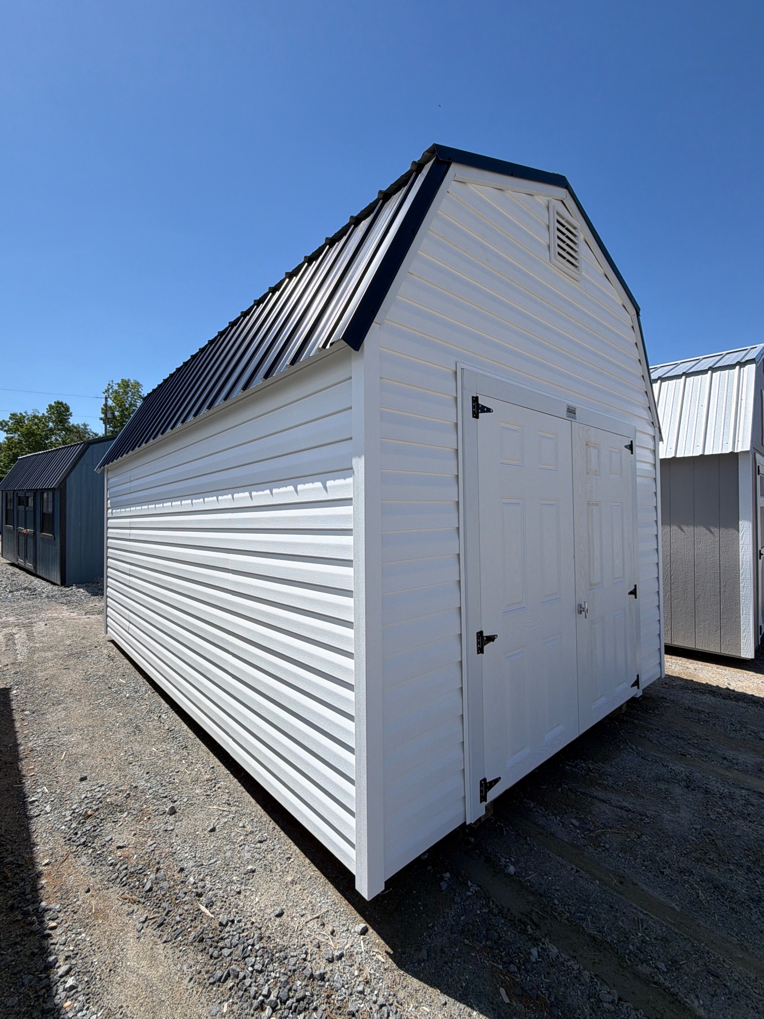 Lofted Barn - 10x16