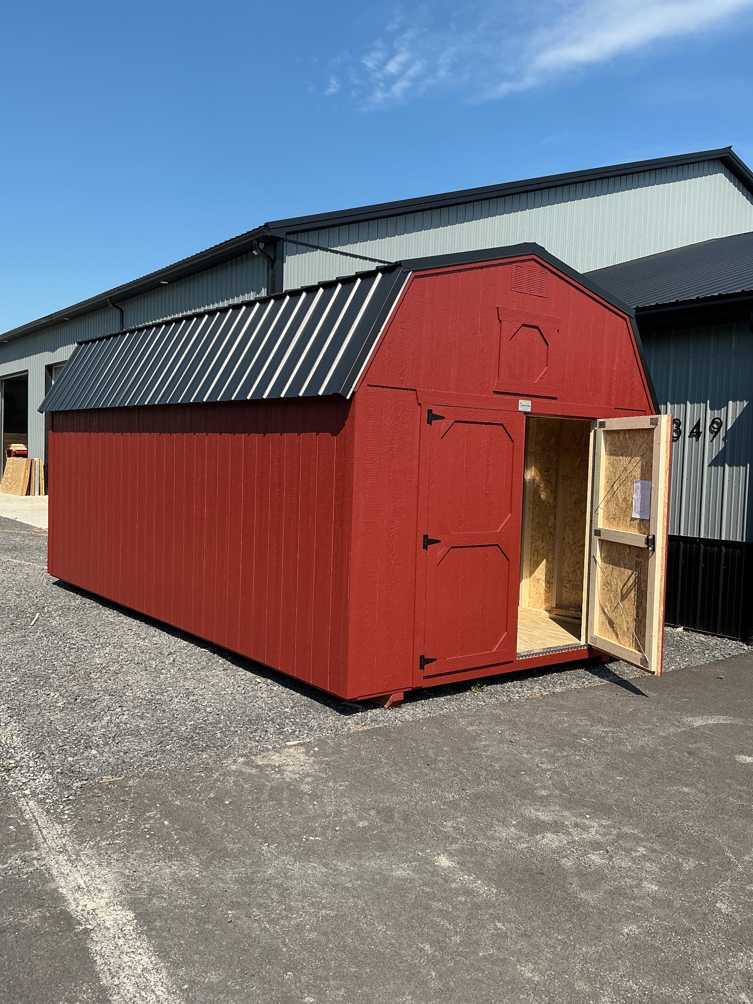 Lofted Barn - 10x20