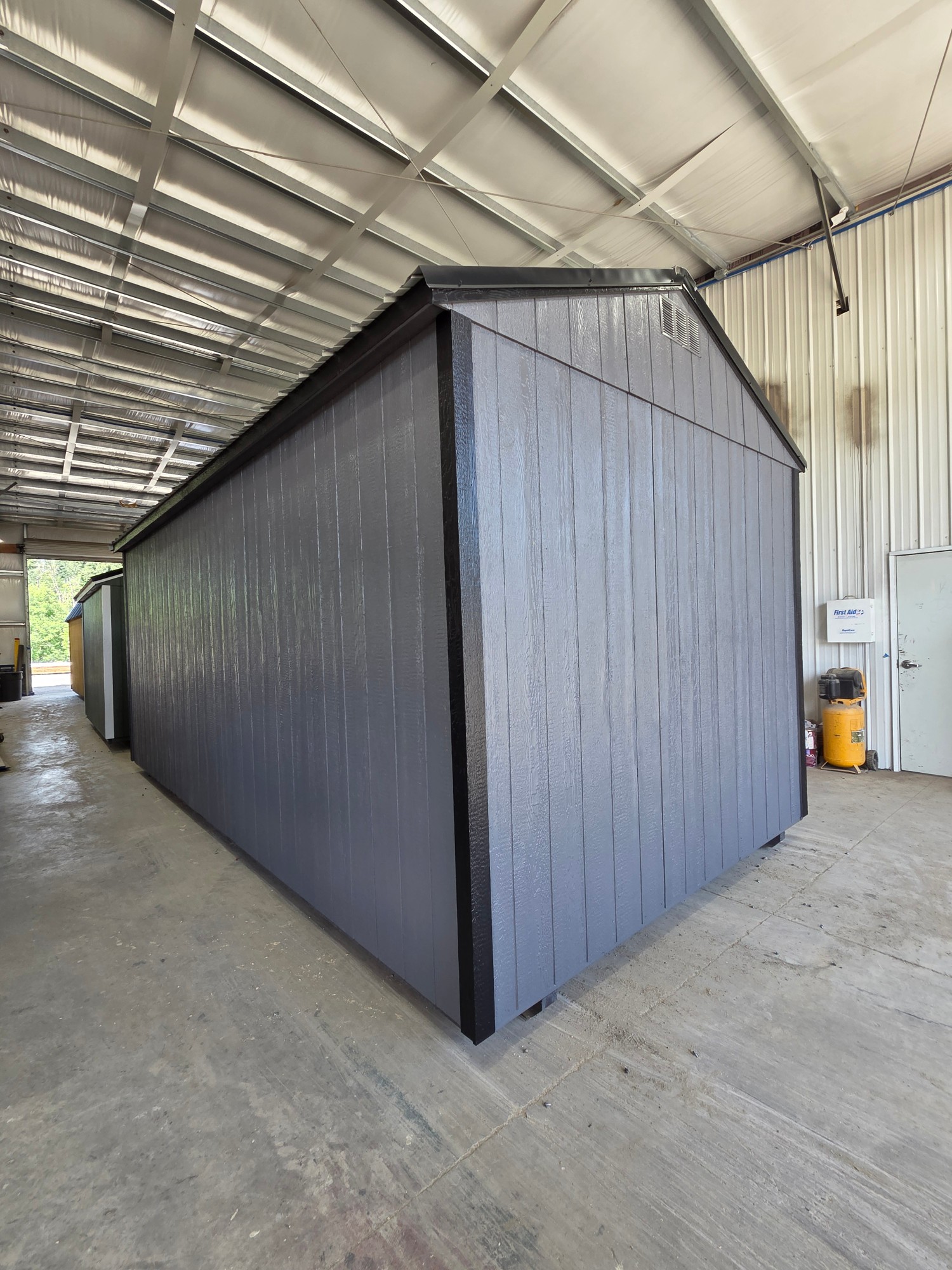 10x20 Utility photo 2